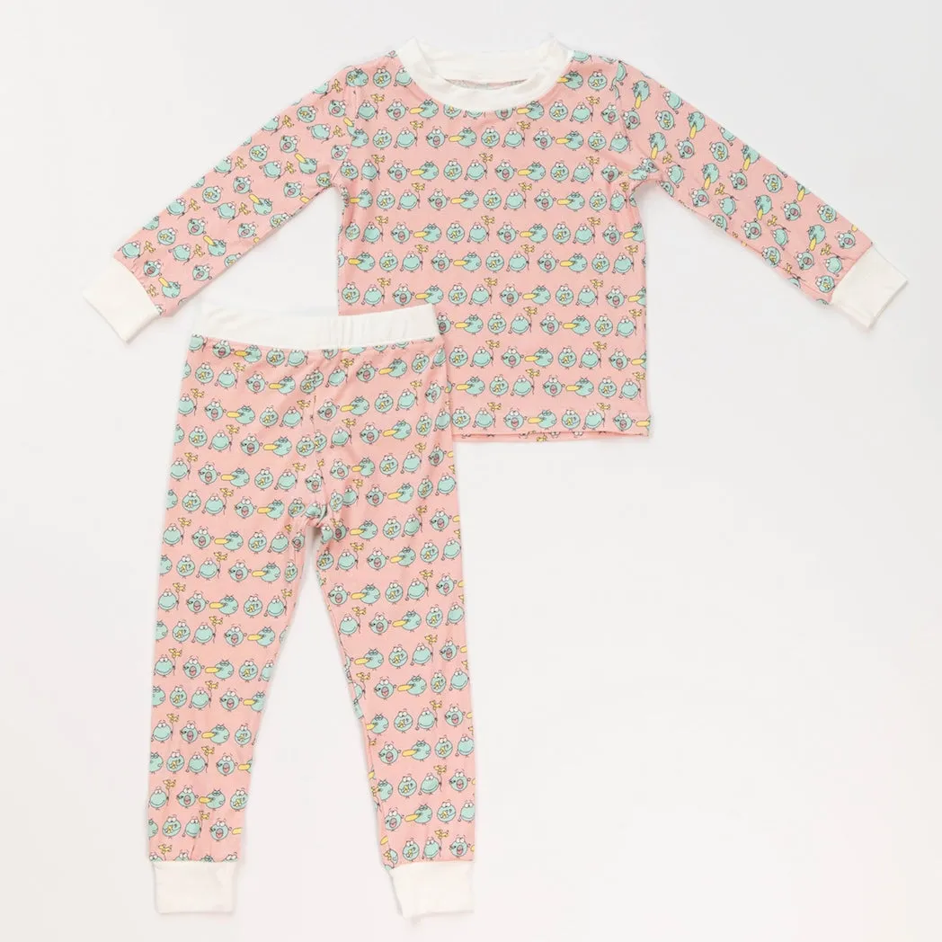 • Huff and Puff Balloons • ‘Sleep Tight’ Two-Piece Bamboo Pajama and Playtime Set