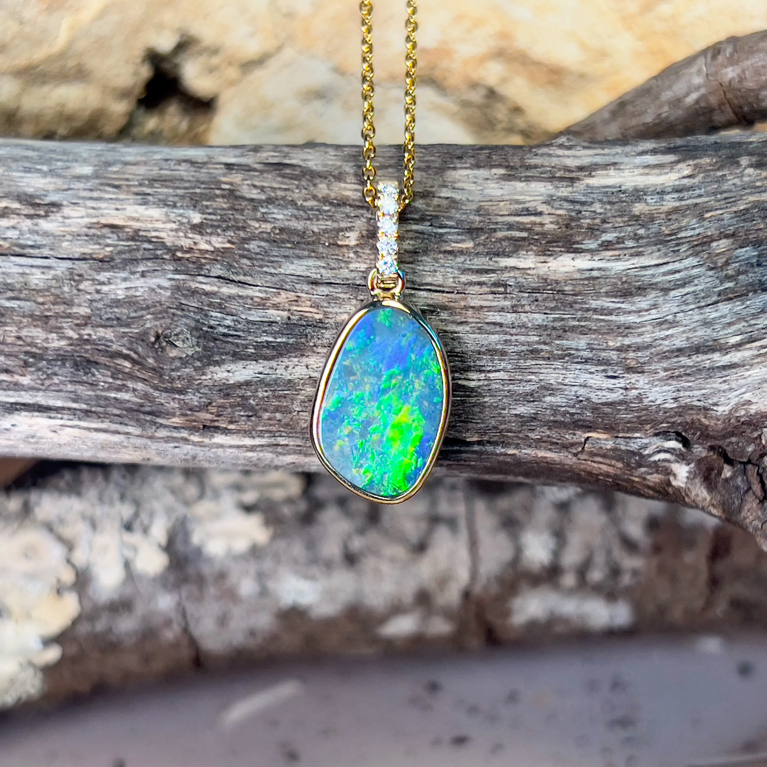 14kt Yellow Gold 3.01ct Opal Green doublet and diamond pendant