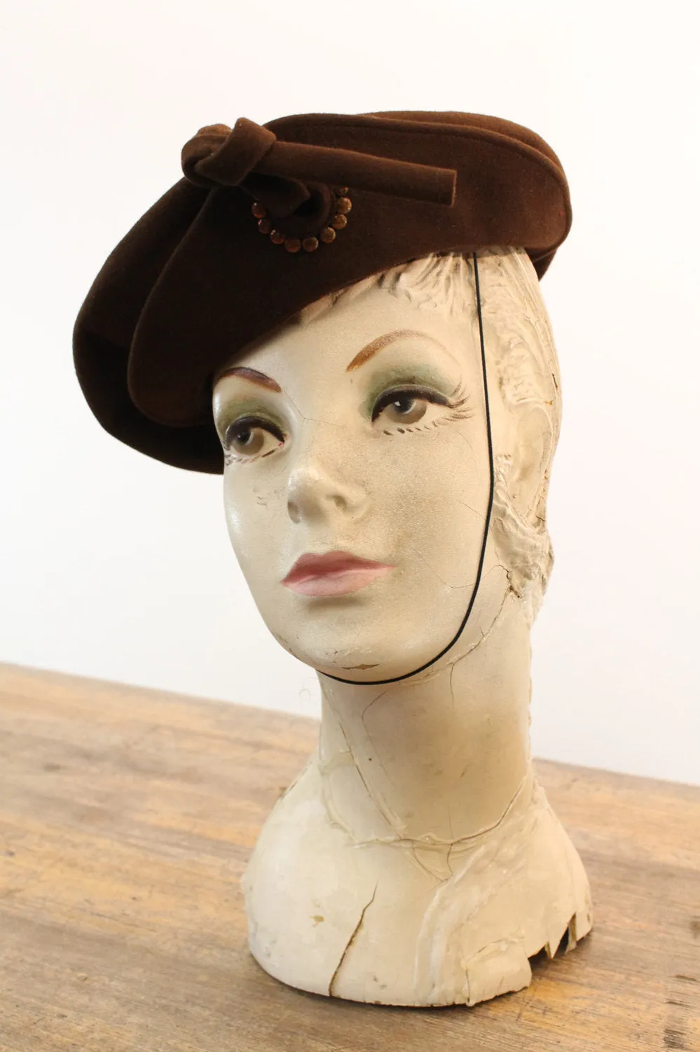 1940s studded hat vintage wool tilt | new fall