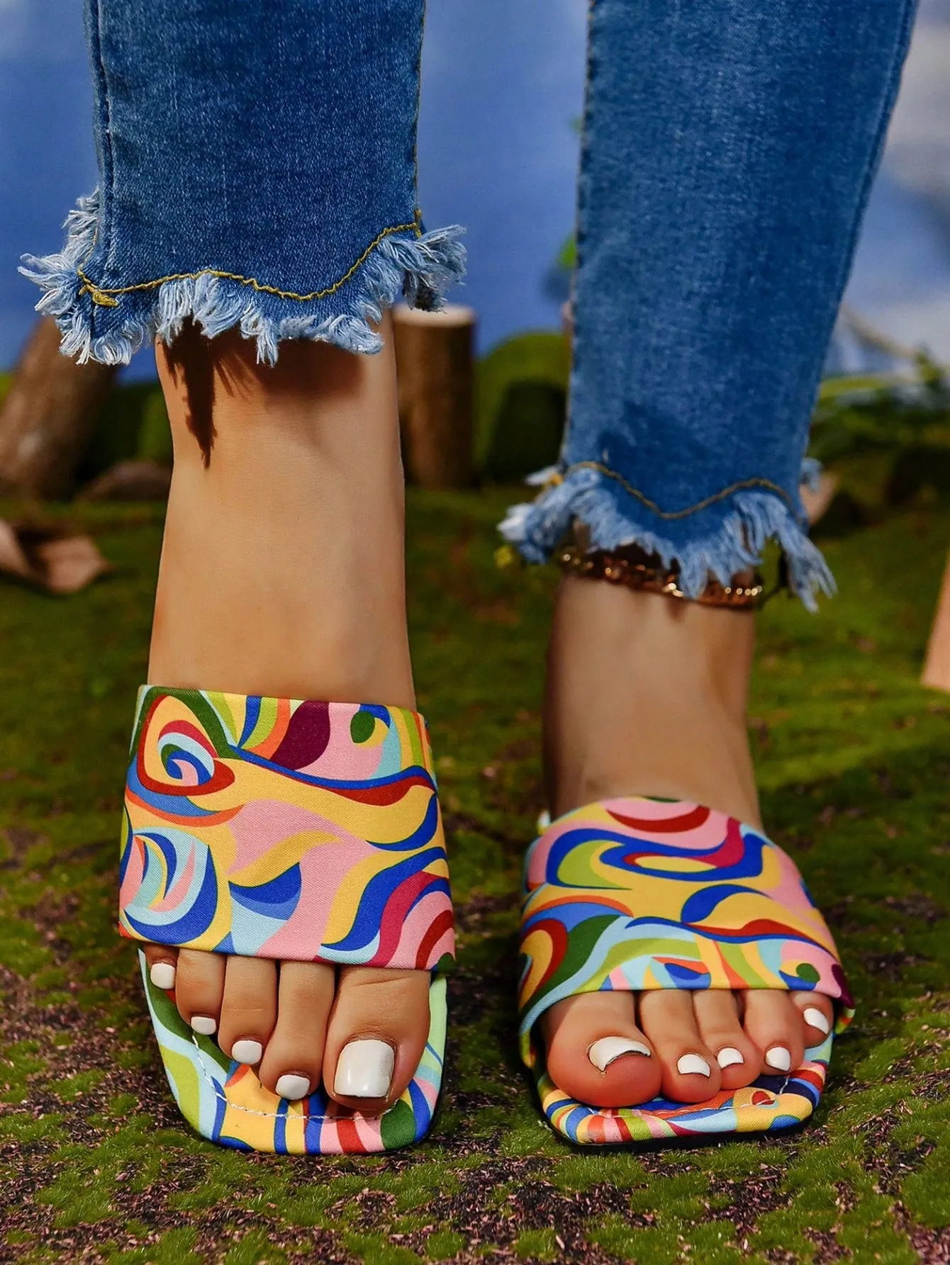 2024 New Fashionable Women's Outdoor Cool Drag Colorful Beach Flip-Flops