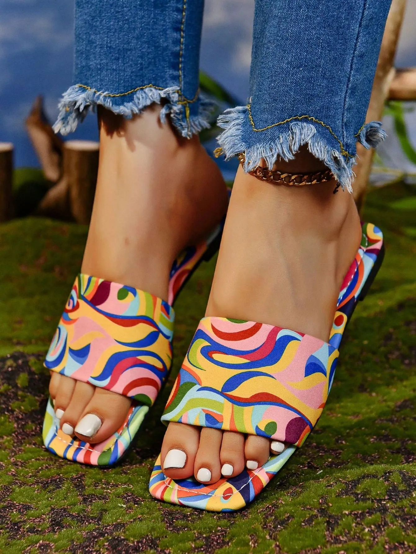 2024 New Fashionable Women's Outdoor Cool Drag Colorful Beach Flip-Flops