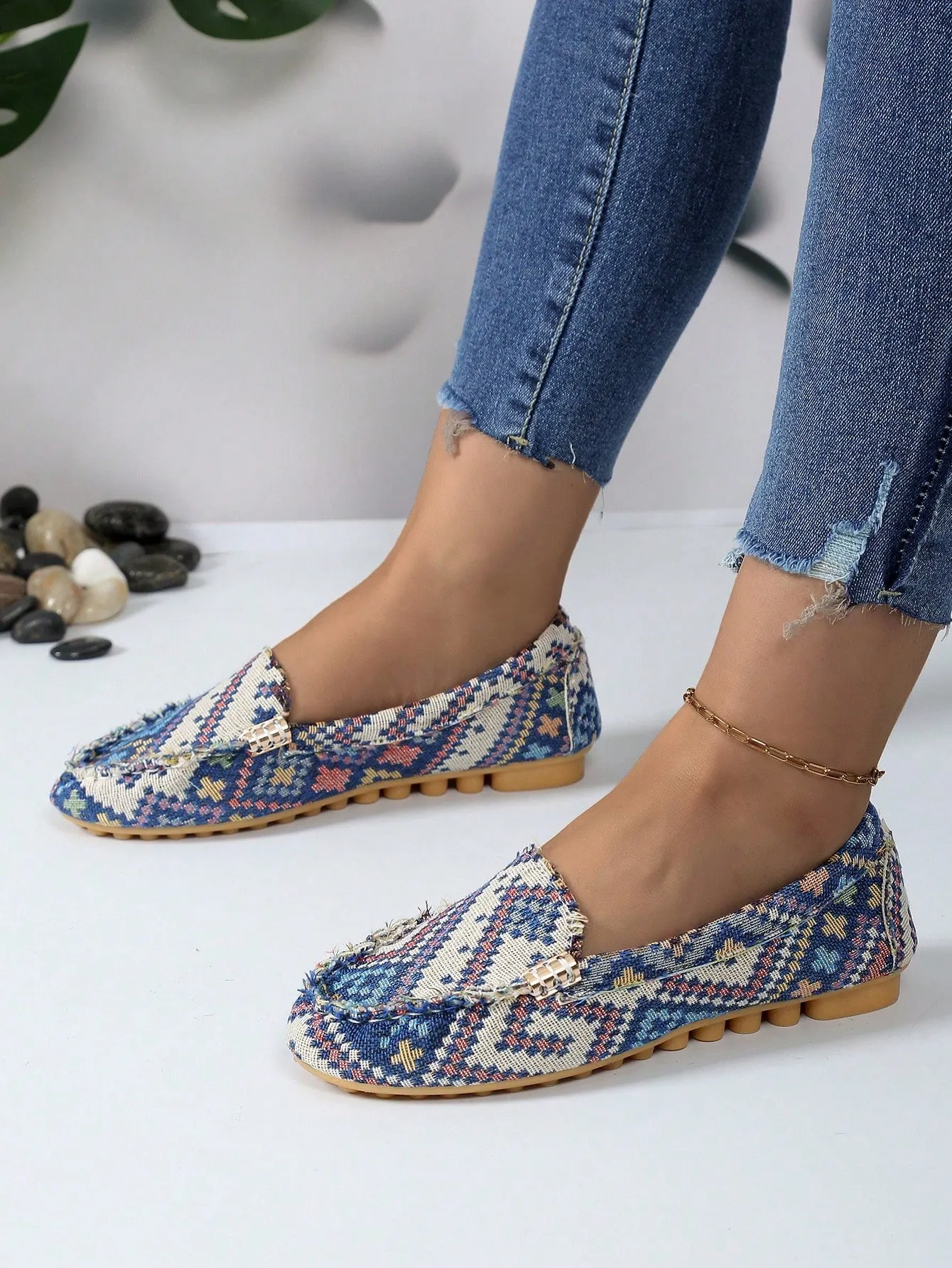 2024 New Style Women's Slip-On Loafers: Retro Preppy Chic for Pregnant Women