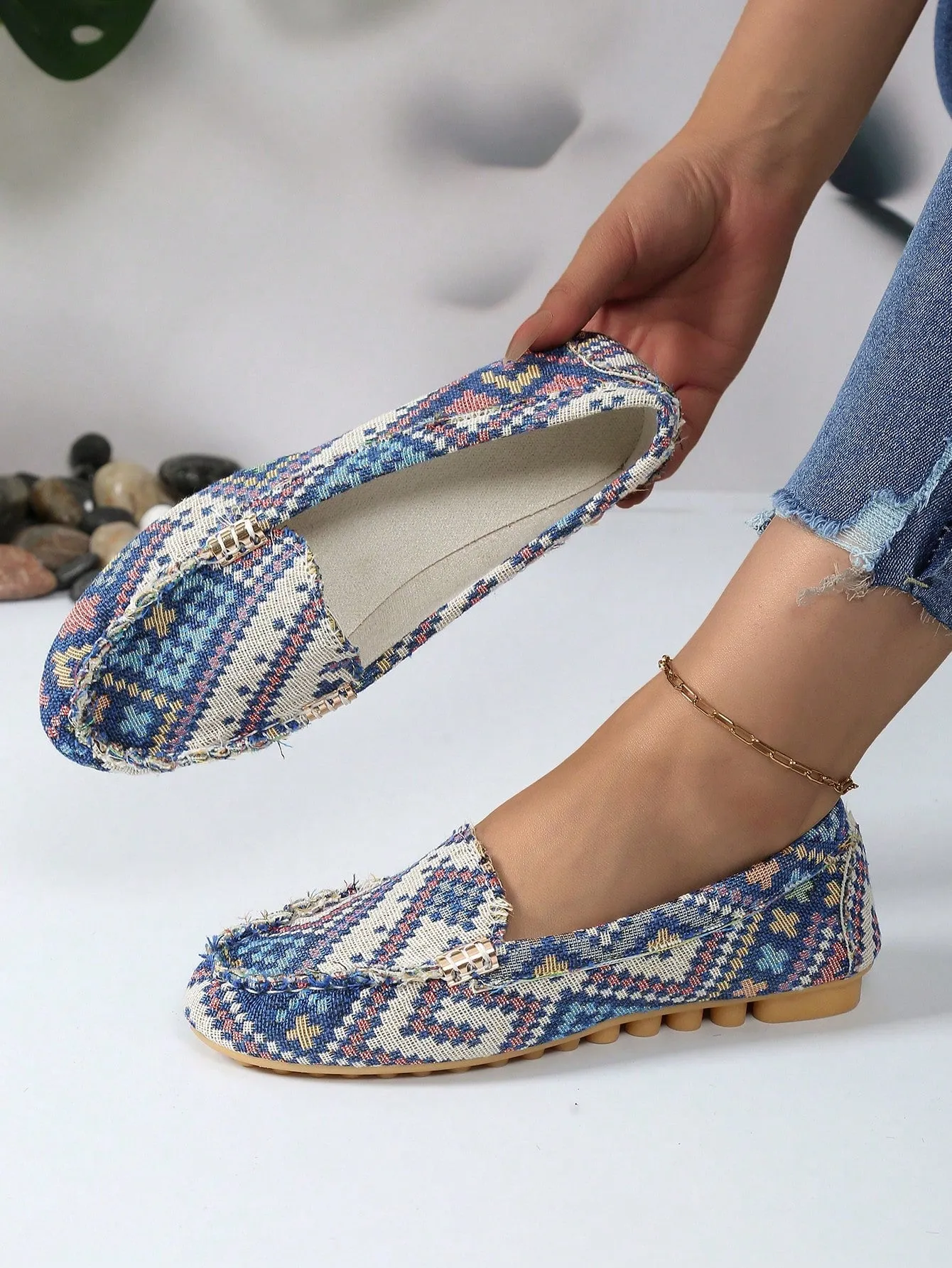 2024 New Style Women's Slip-On Loafers: Retro Preppy Chic for Pregnant Women