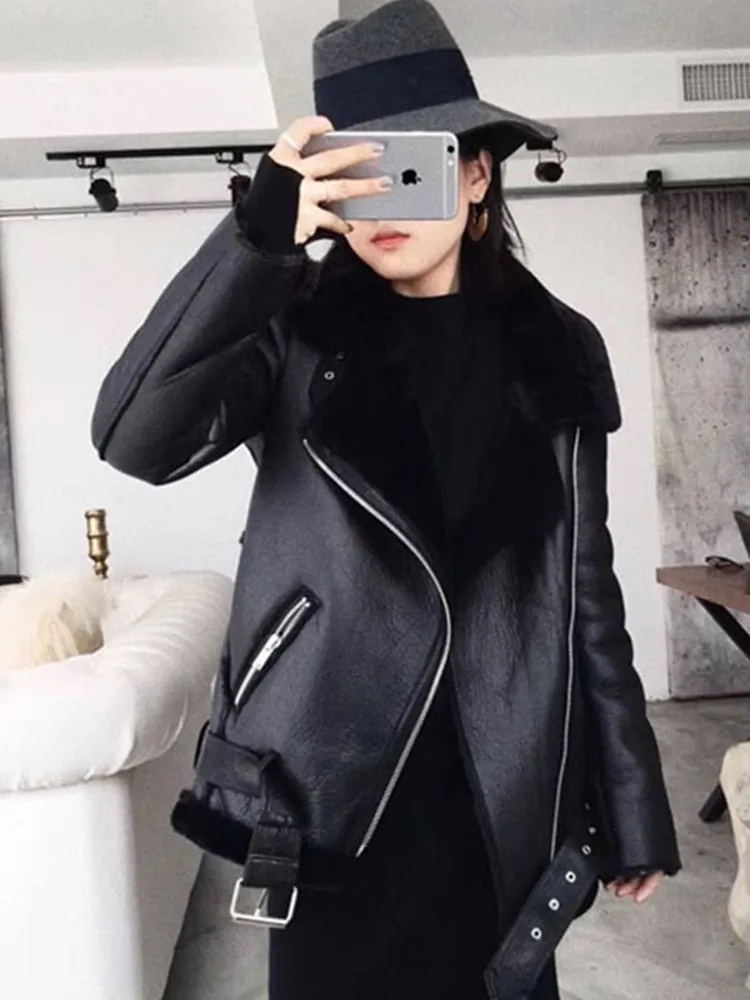 2024 Womens Coats Women Thick Faux Leather Fur Sheepskin Motorcycle Coat