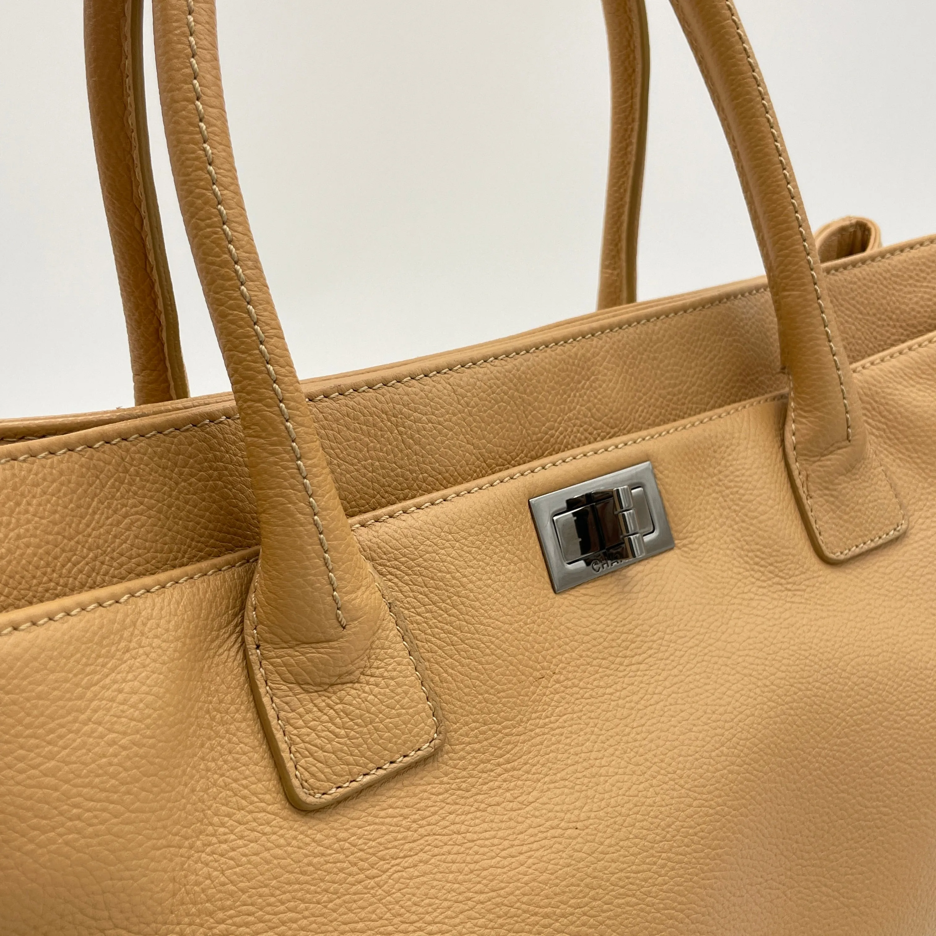 2.55 Beige Tote Bag in Calfskin, Silver hardware