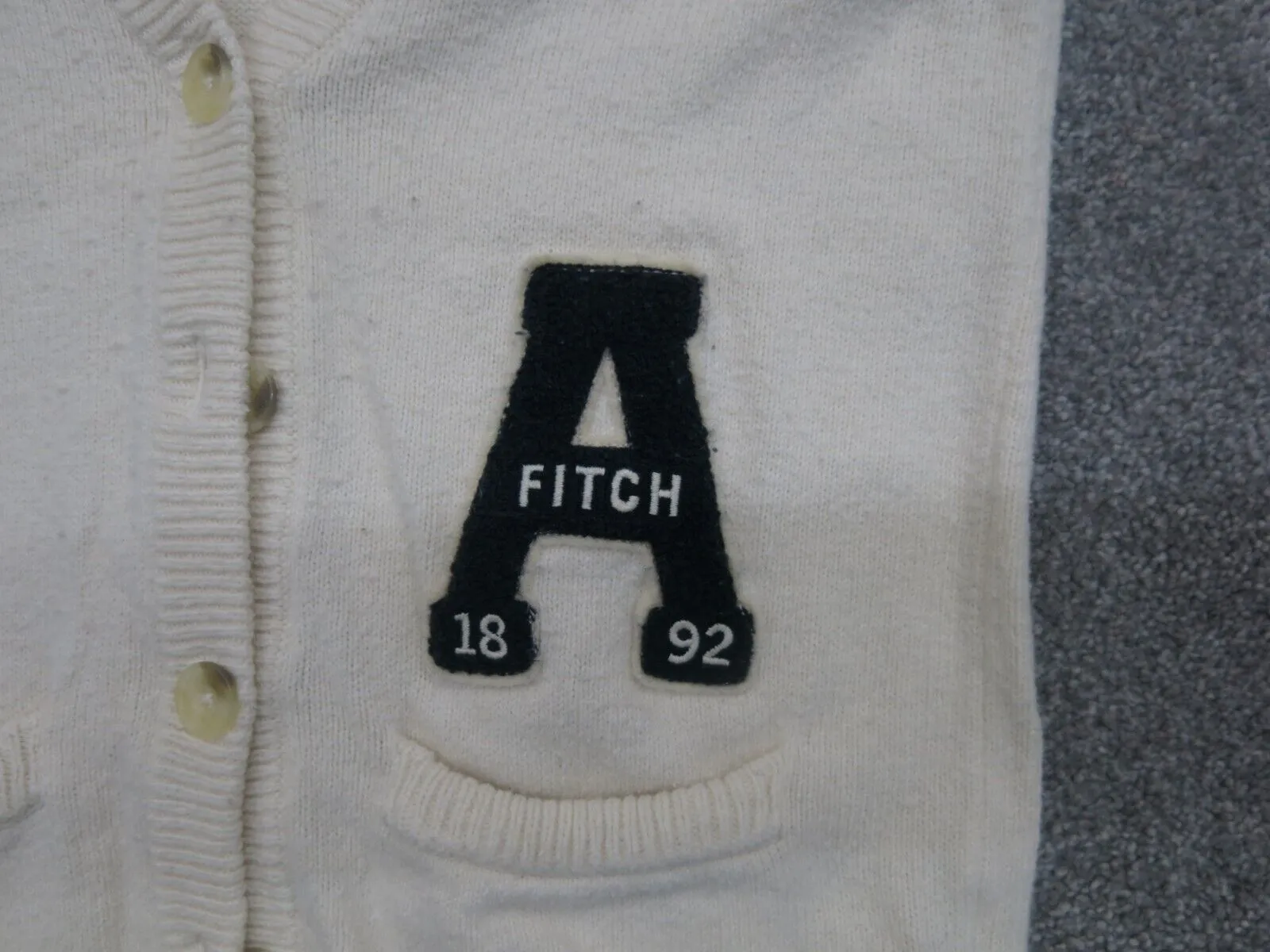 Abercrombie & Fitch Women Knitted Cardigan Sweater Front Button Beige Size M