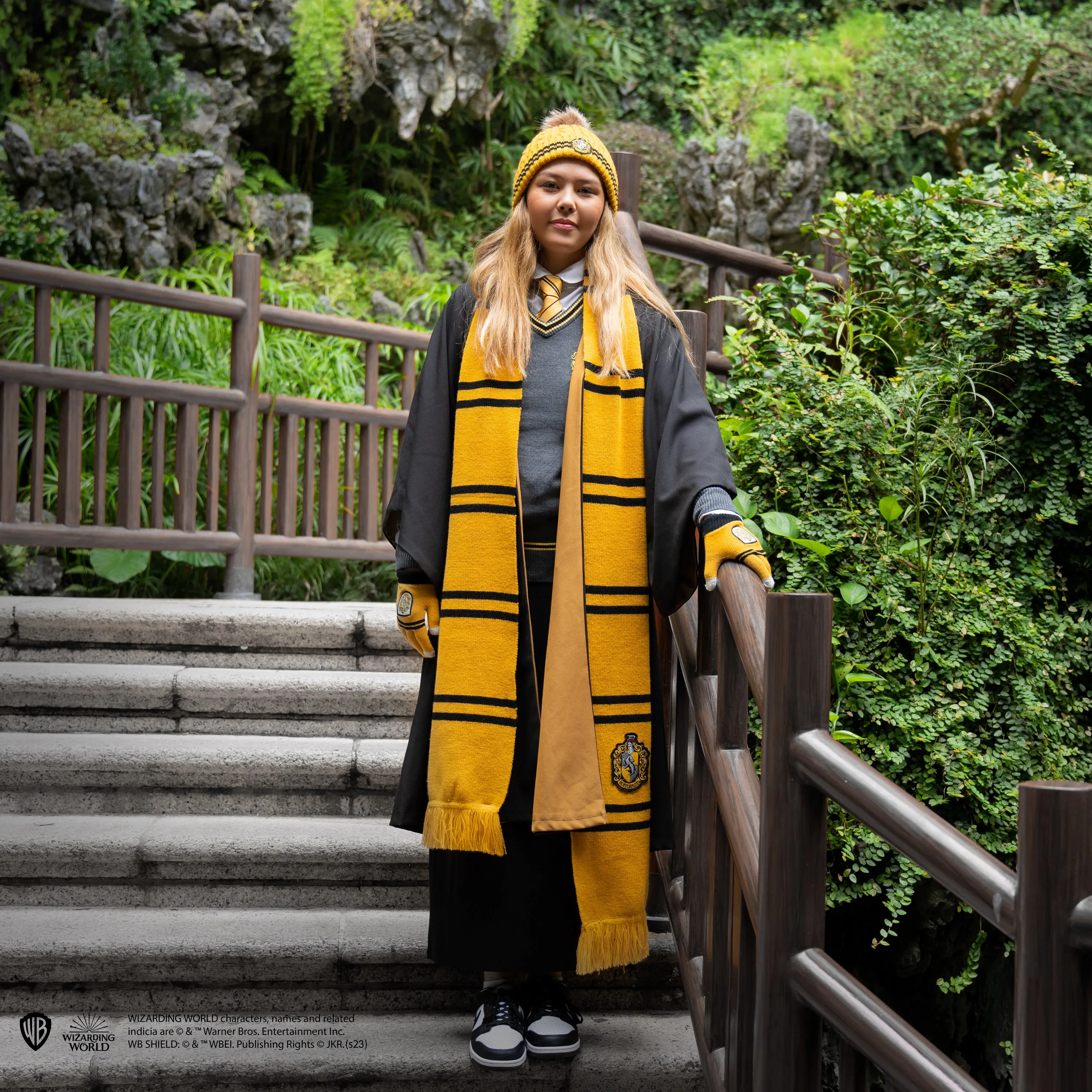 Adult Hufflepuff Deluxe Full Uniform