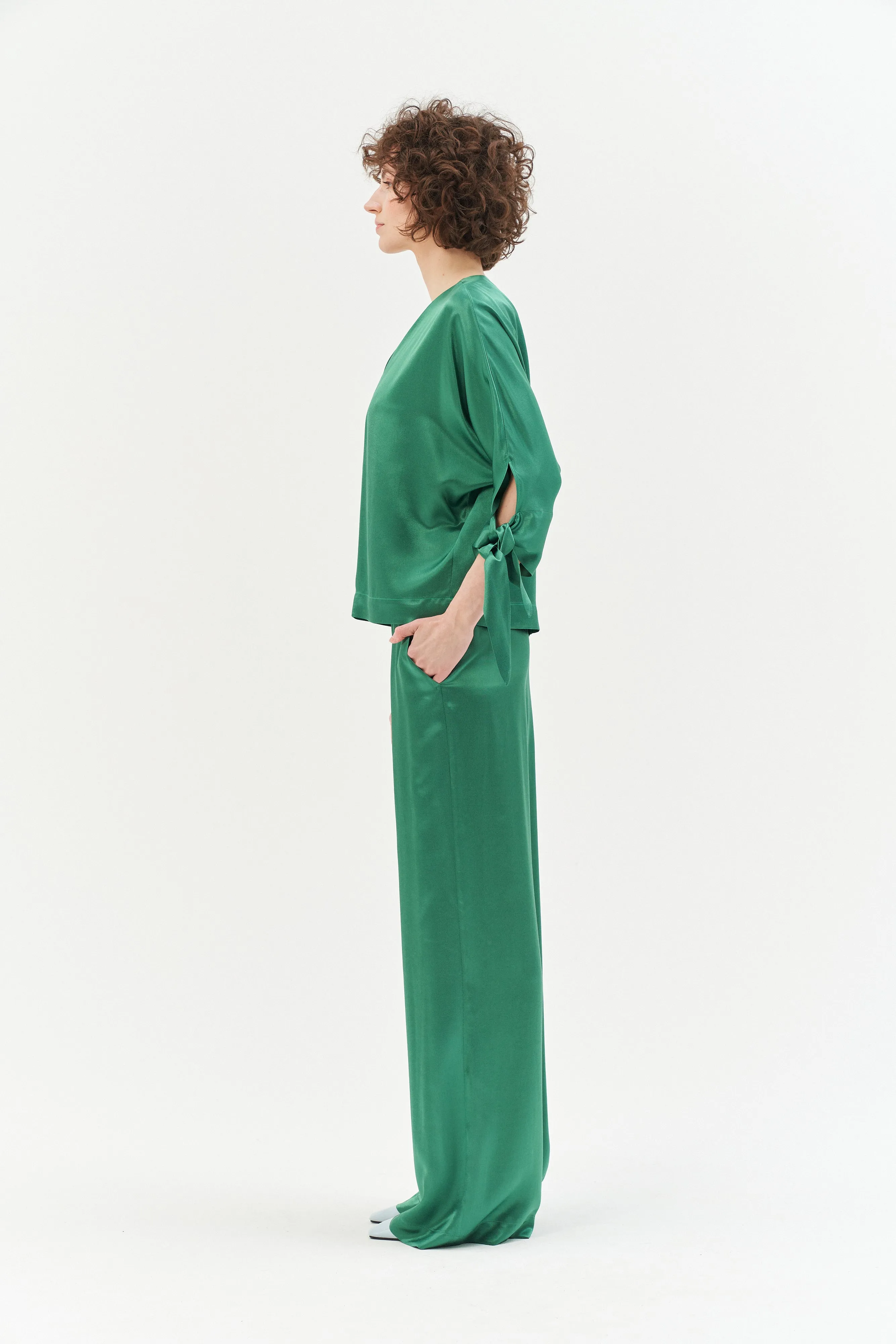 AMAZON GREEN FLARED VISCOSE TROUSERS