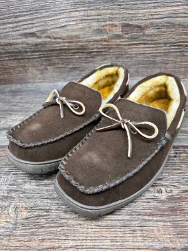 AR4448 Men's Moccasin Slipper by Ariat