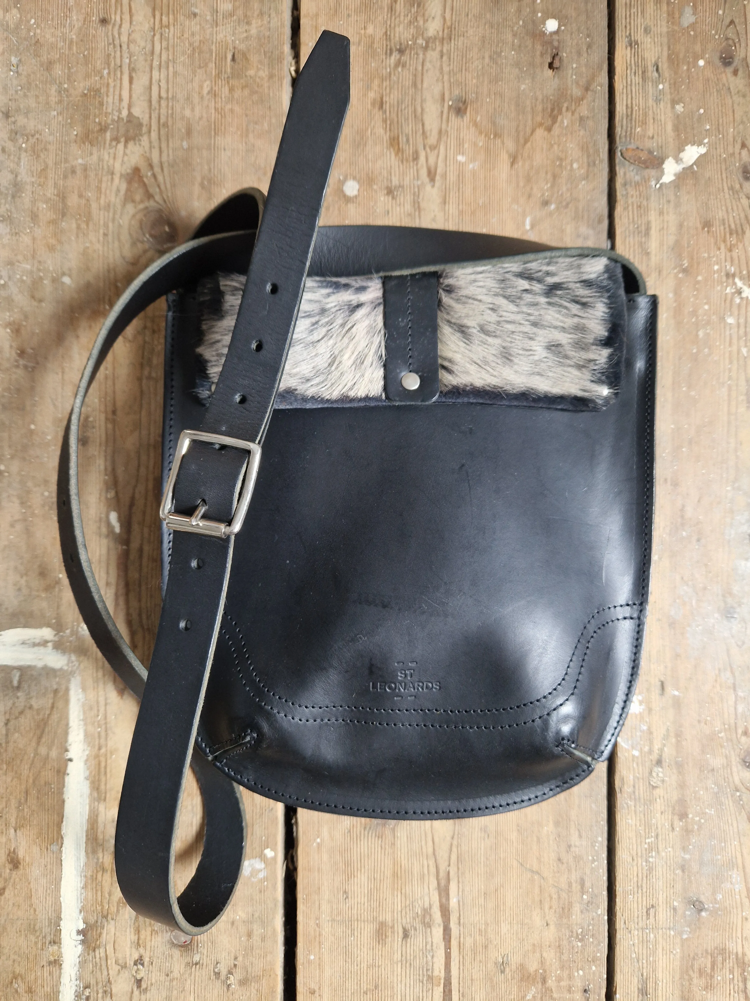 Archive Burton Bag in black with Toscana cow hair SAMPLE