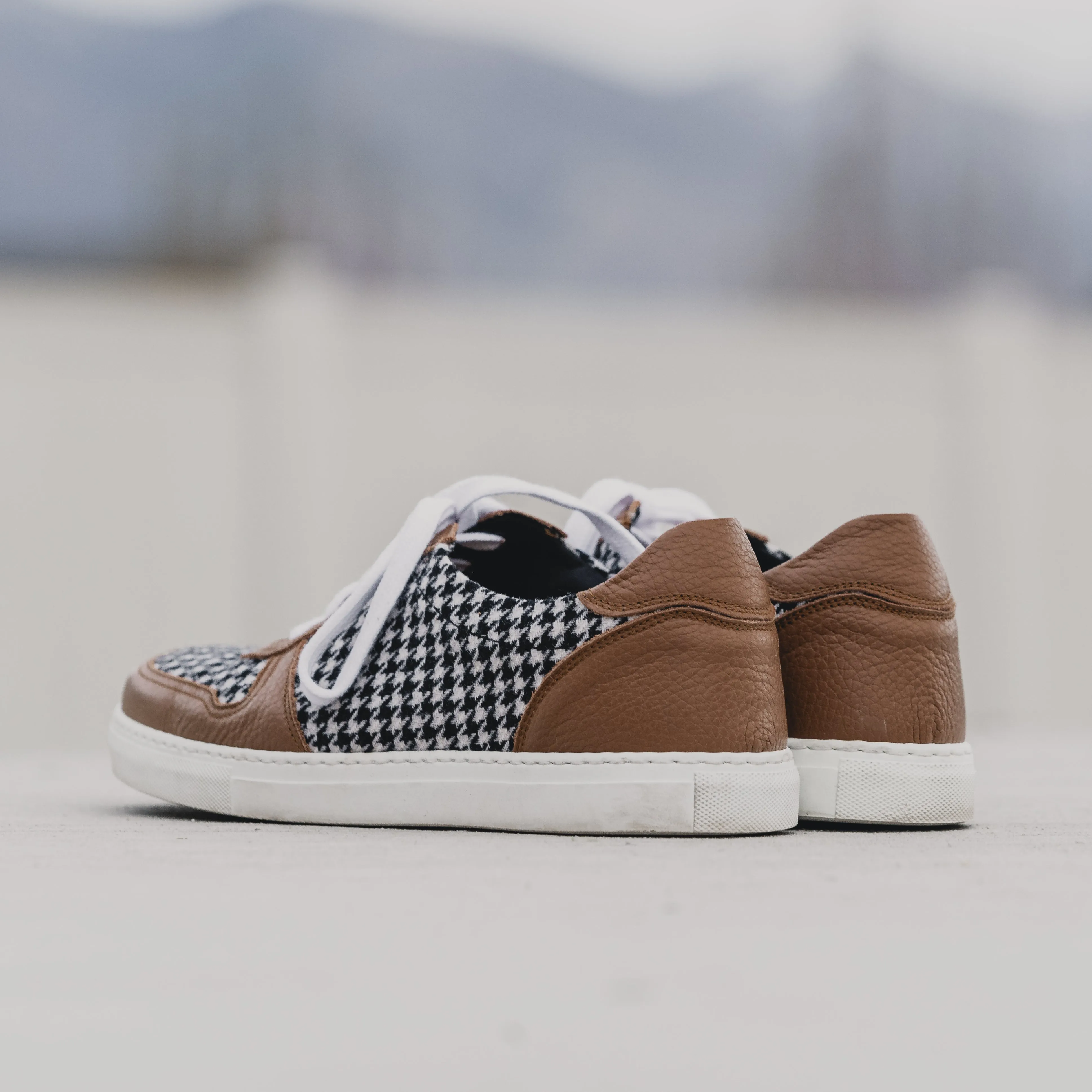 Athena Houndstooth