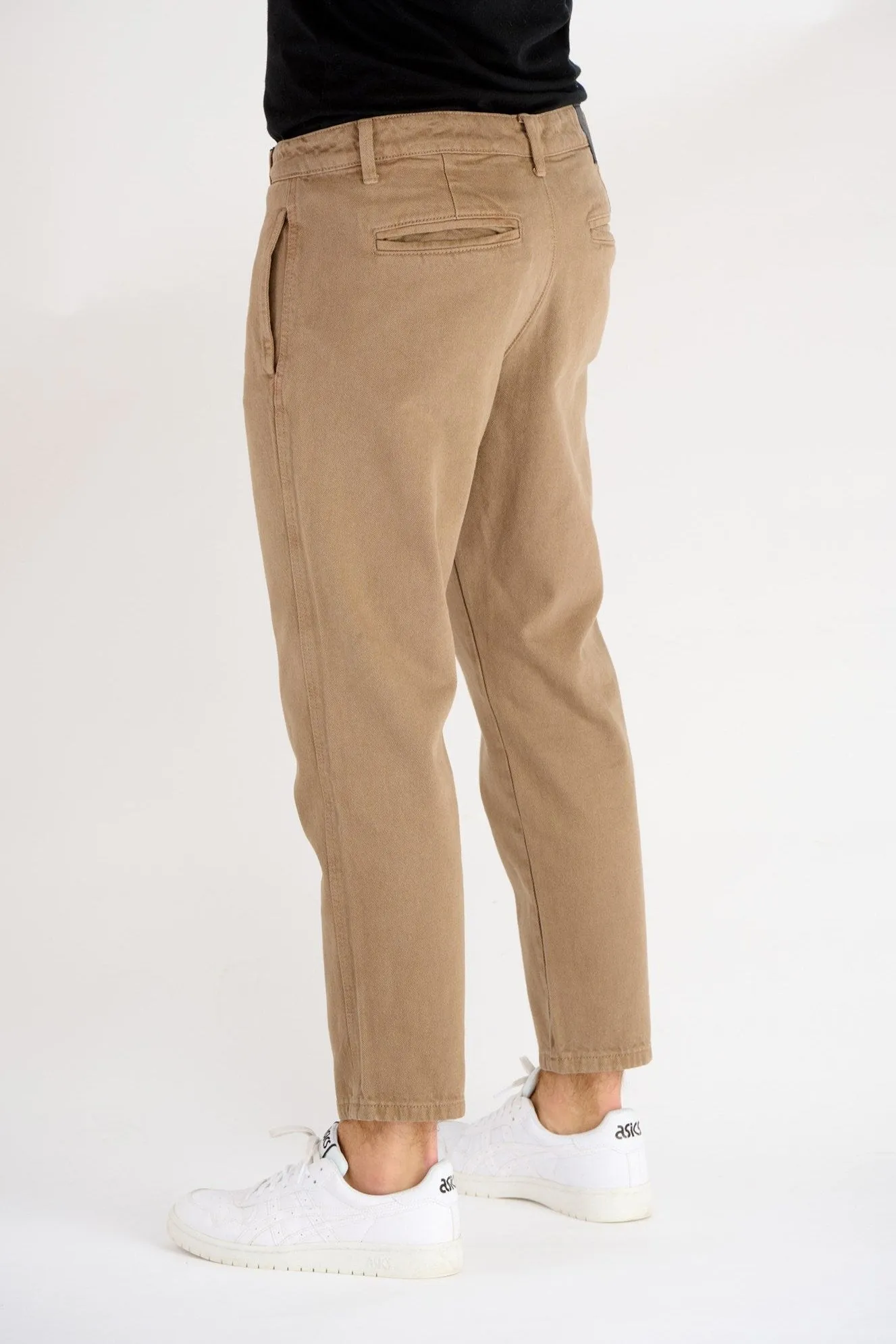 Avi Beam Chino Twill Pants - Shitake