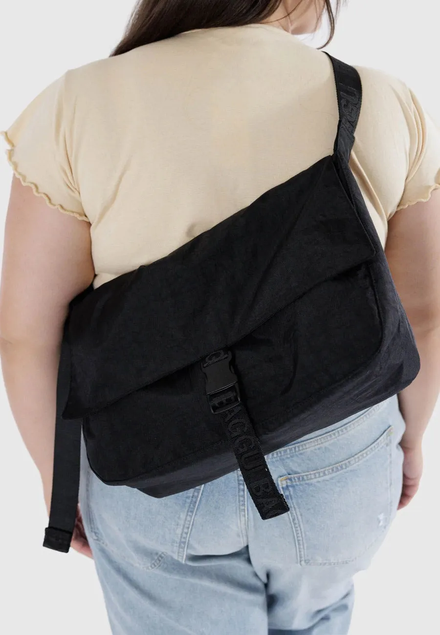 Baggu Nylon Messenger Bag Black