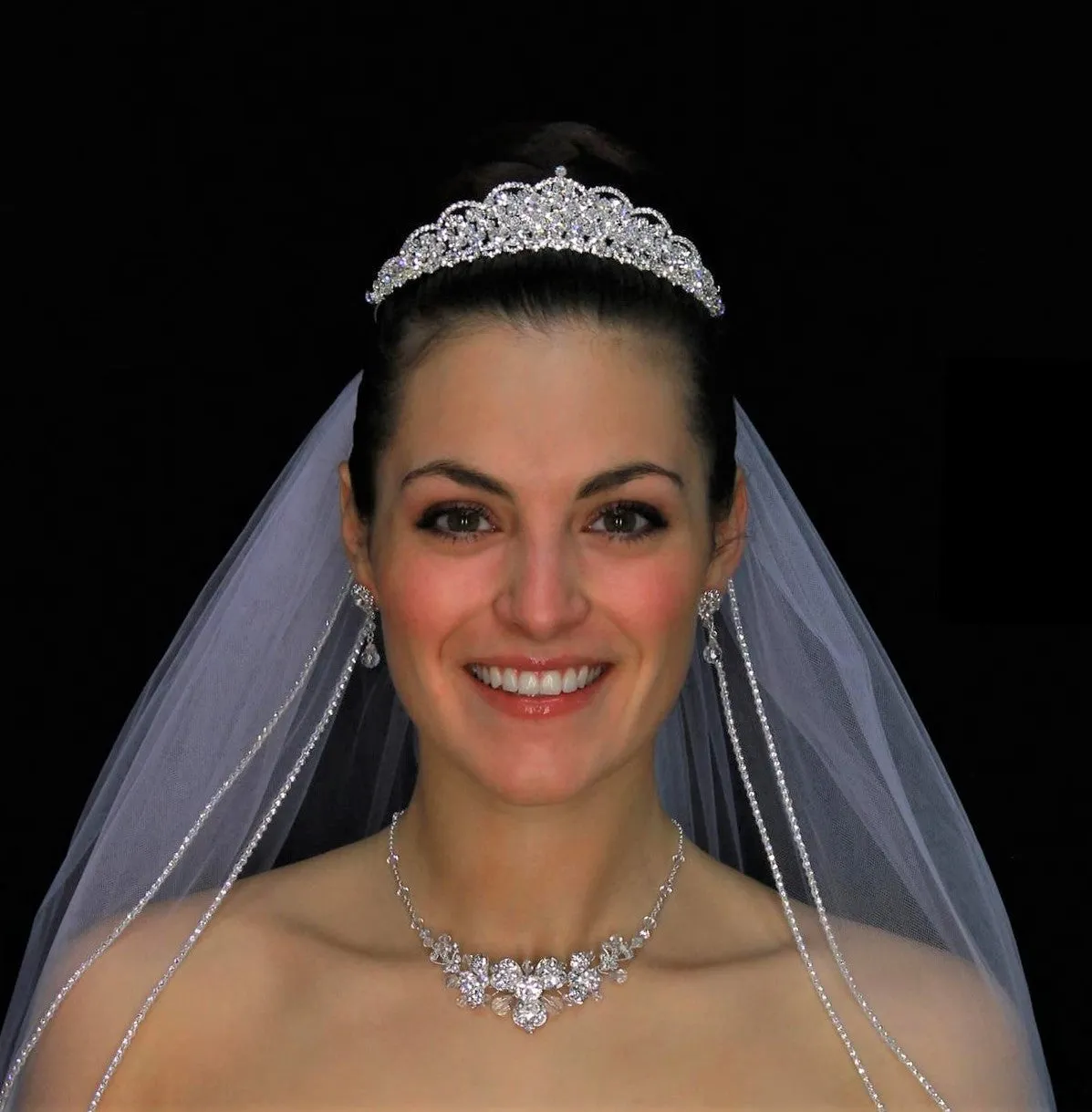 Beautiful double layer Swarovski crystal Edge Veil 30"/36"/72"