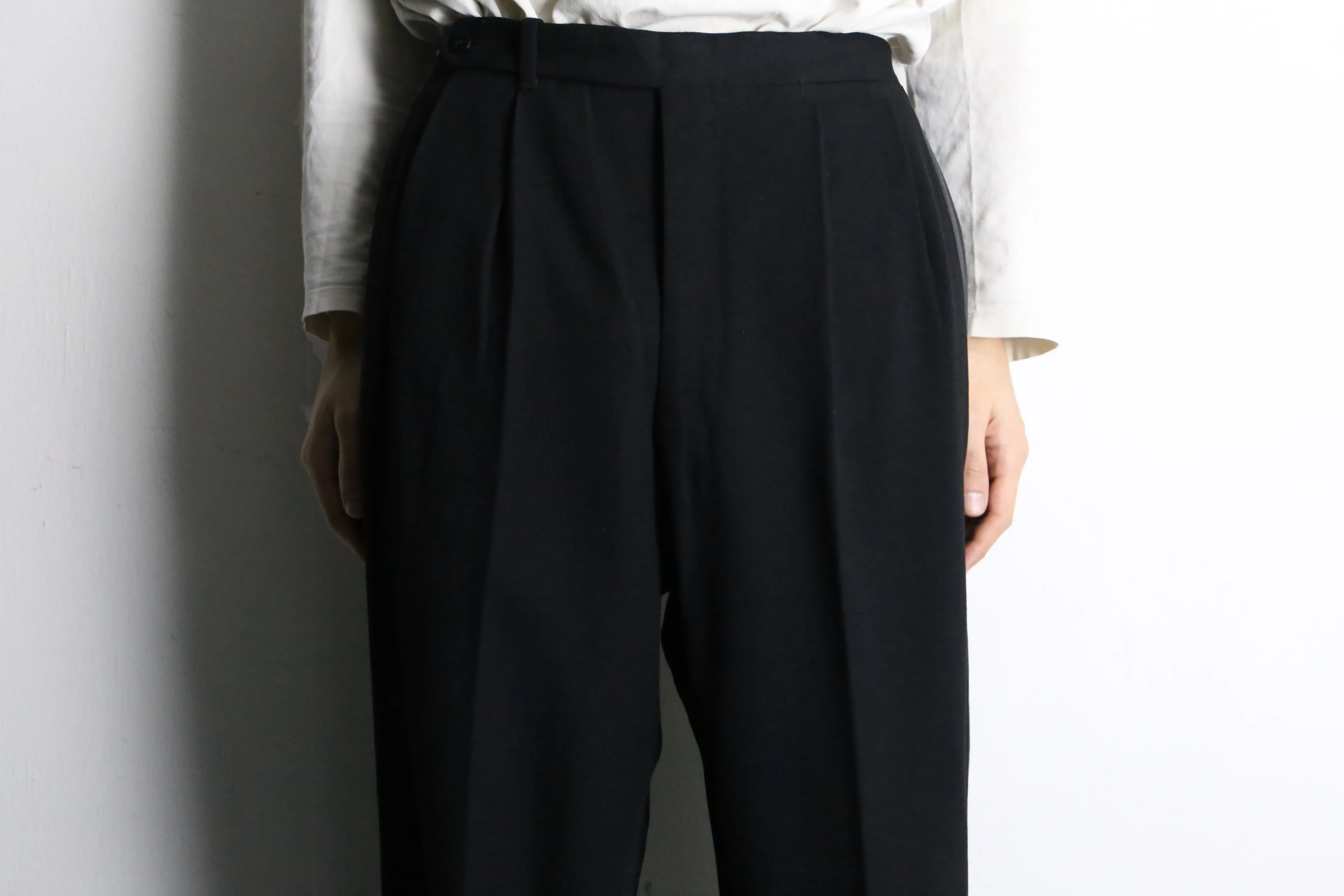 black color line design slacks