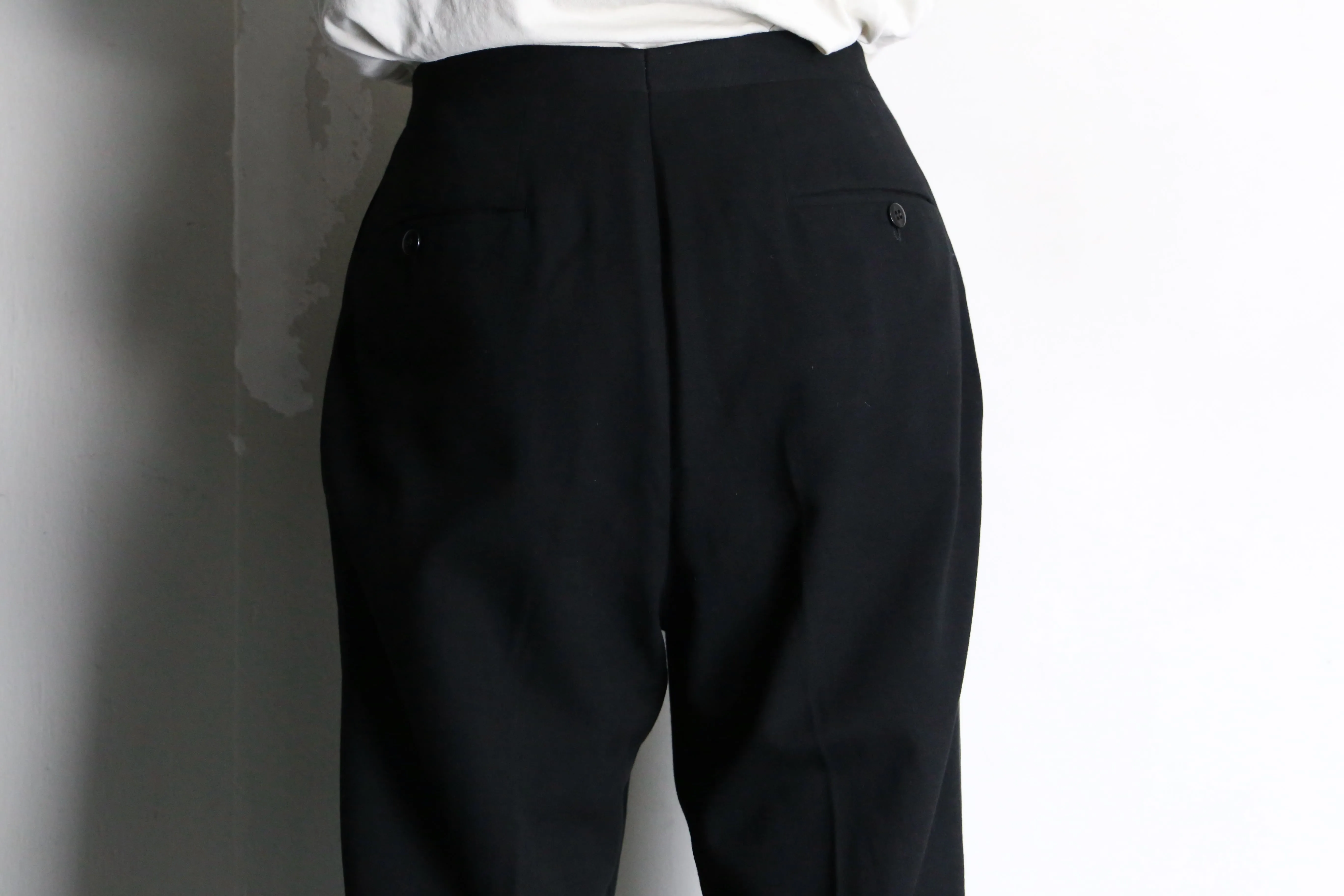 black color line design slacks