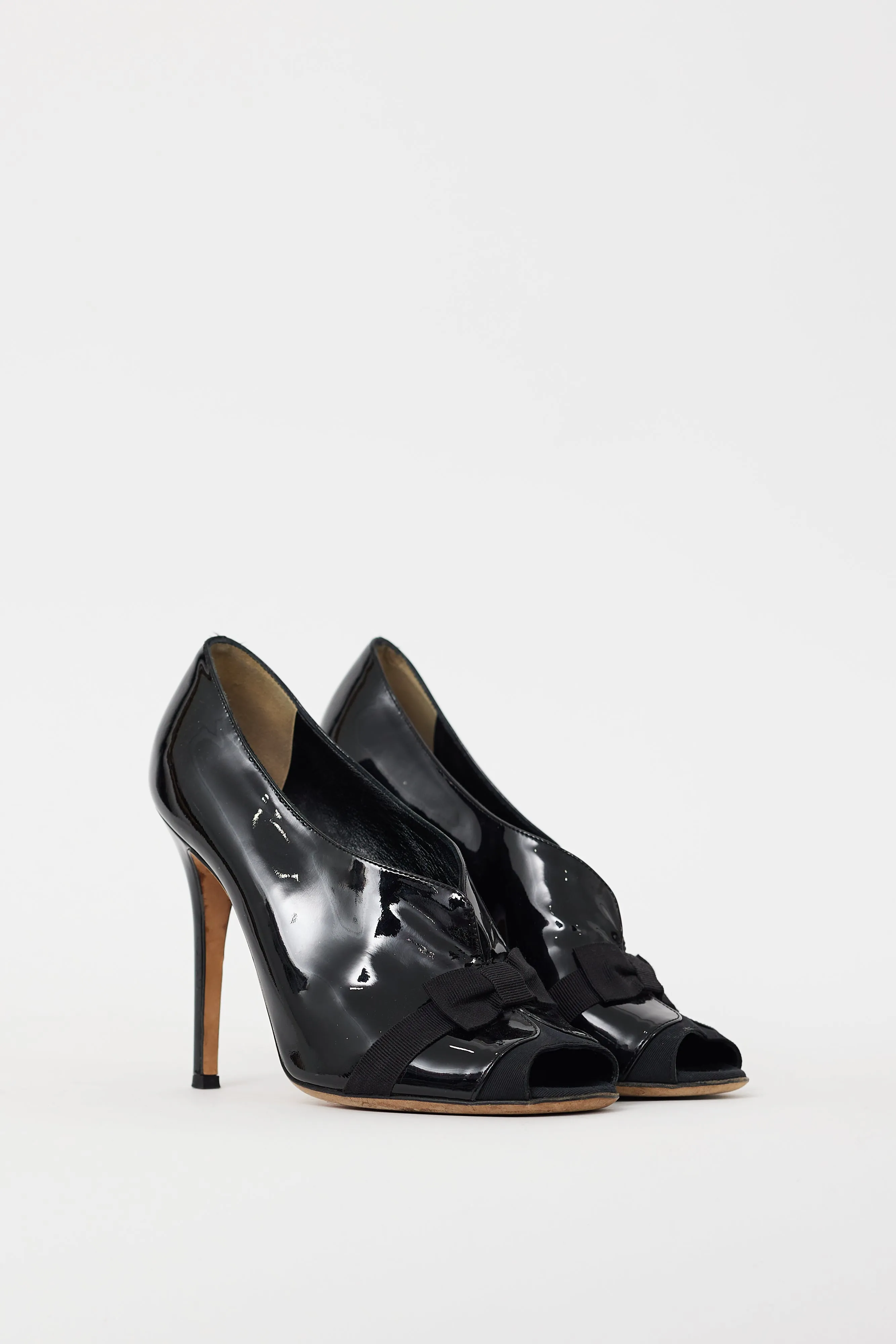 Black Patent Leather Bow Heel