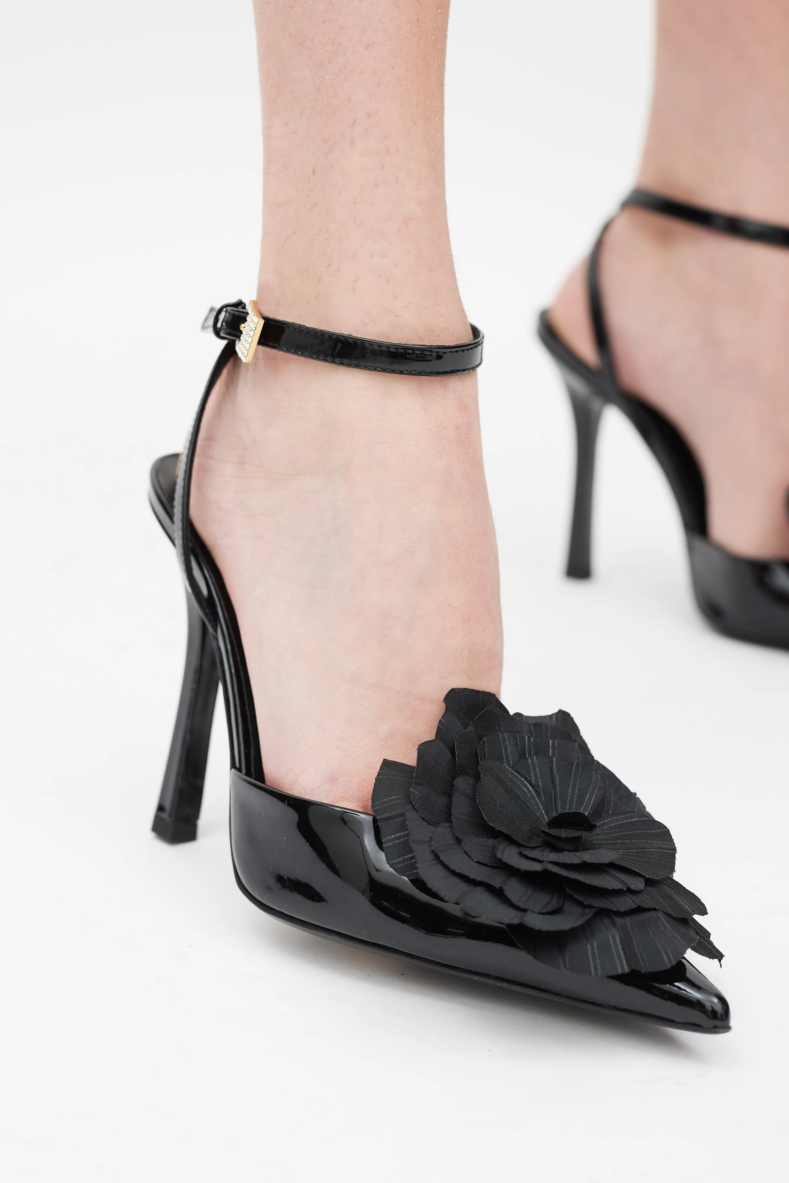 Black Patent Leather Decollete Flower Heel