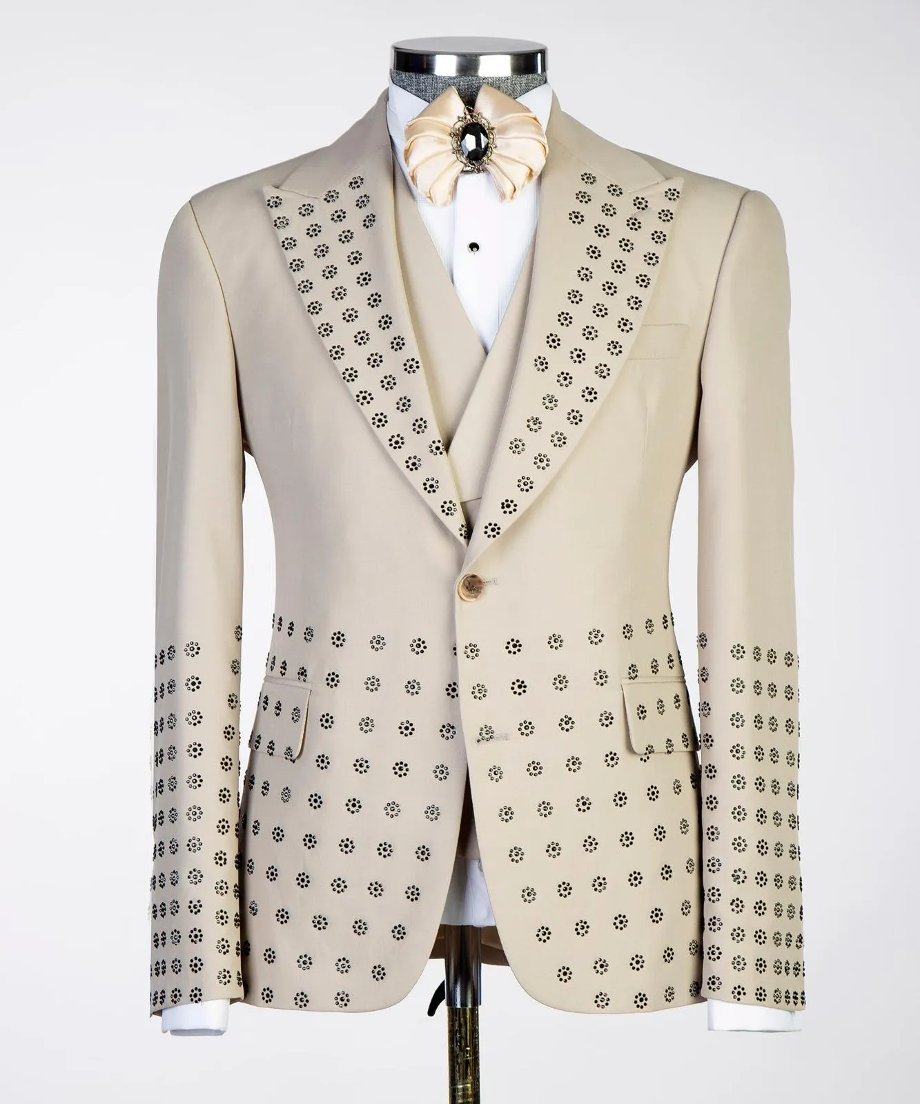 Black Stone Ivory Suit