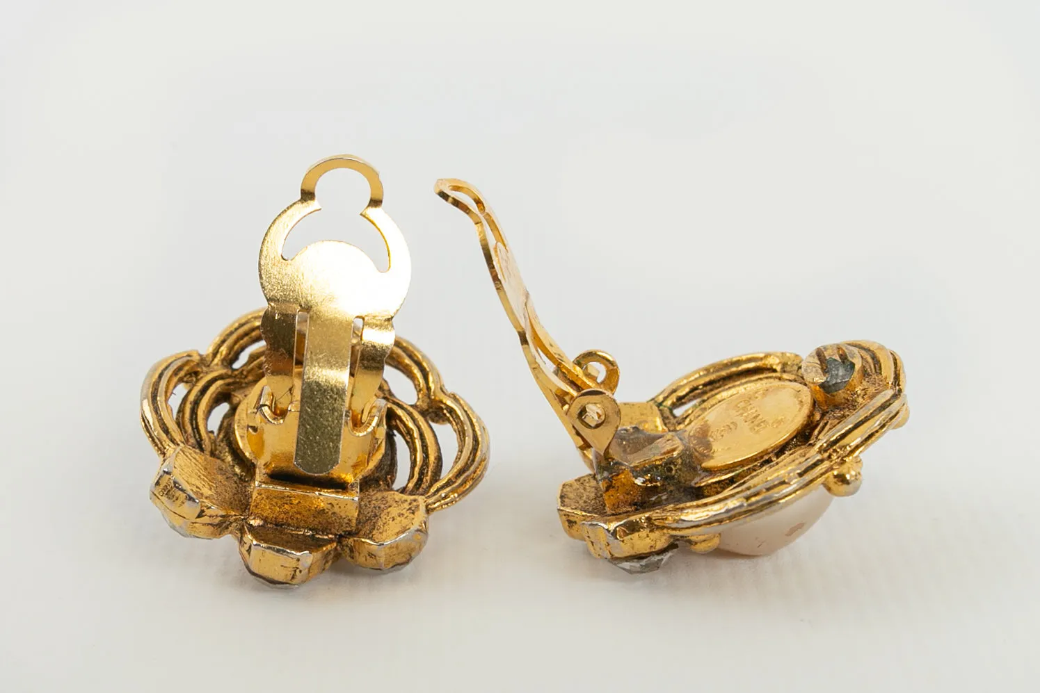 Boucles d'oreilles baroques Chanel