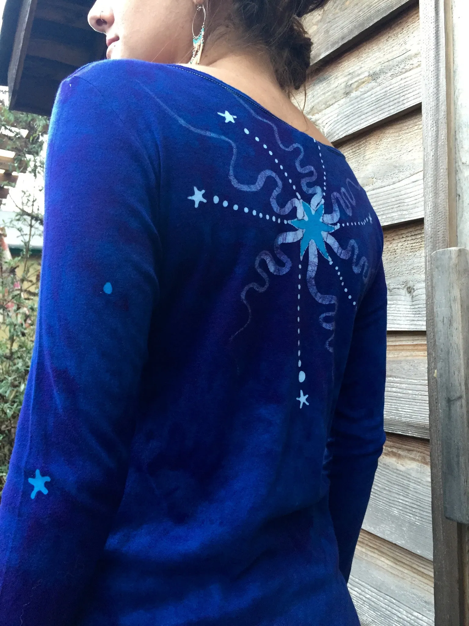 Brilliant Blue Center Star Long Sleeve Batik Top