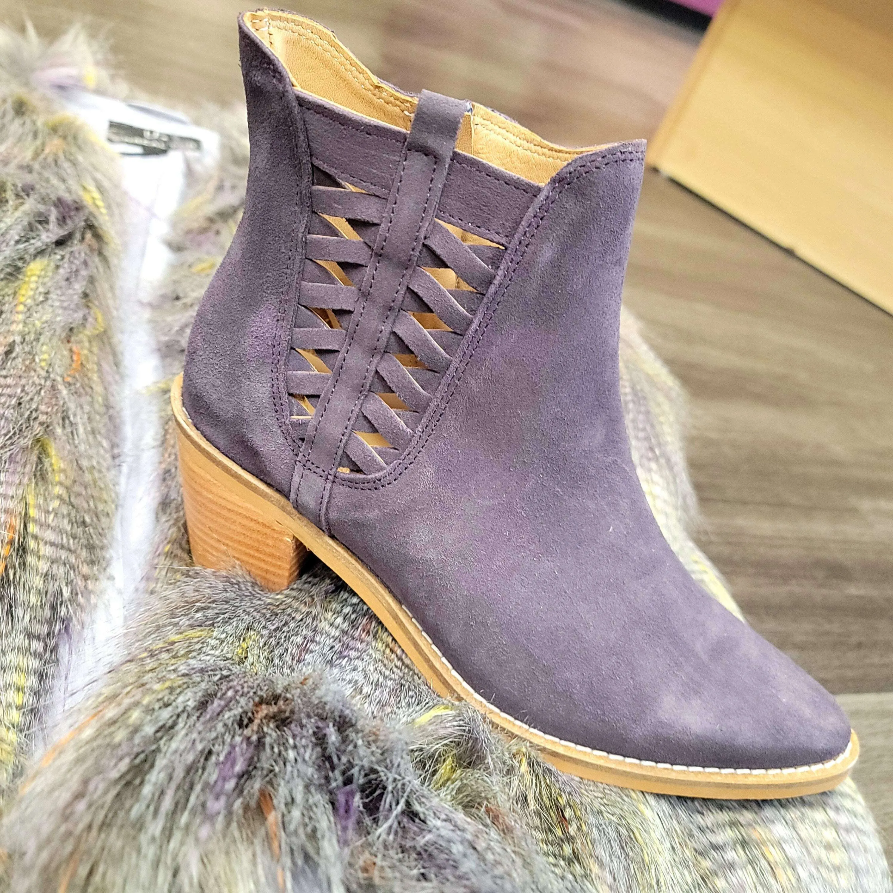 Bueno - Veronika - Violet Suede