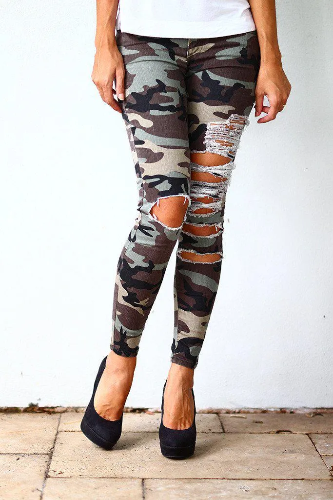 Camo Super Destroyed Skinny Jeans