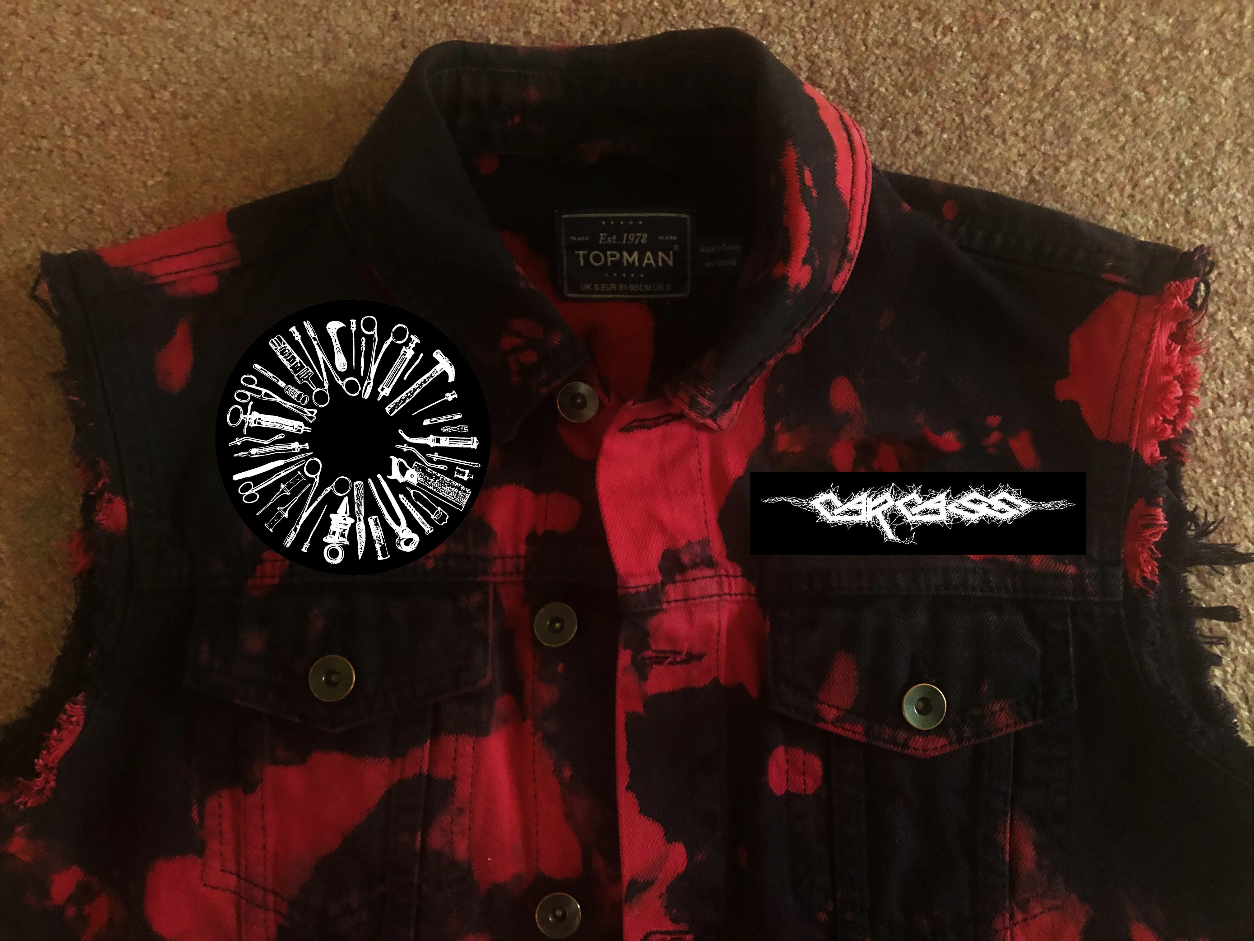 Carcass Goregrind Rocker Patch Battle Jacket Surgical Steel Blood Splatter Edition Cut-Off Denim