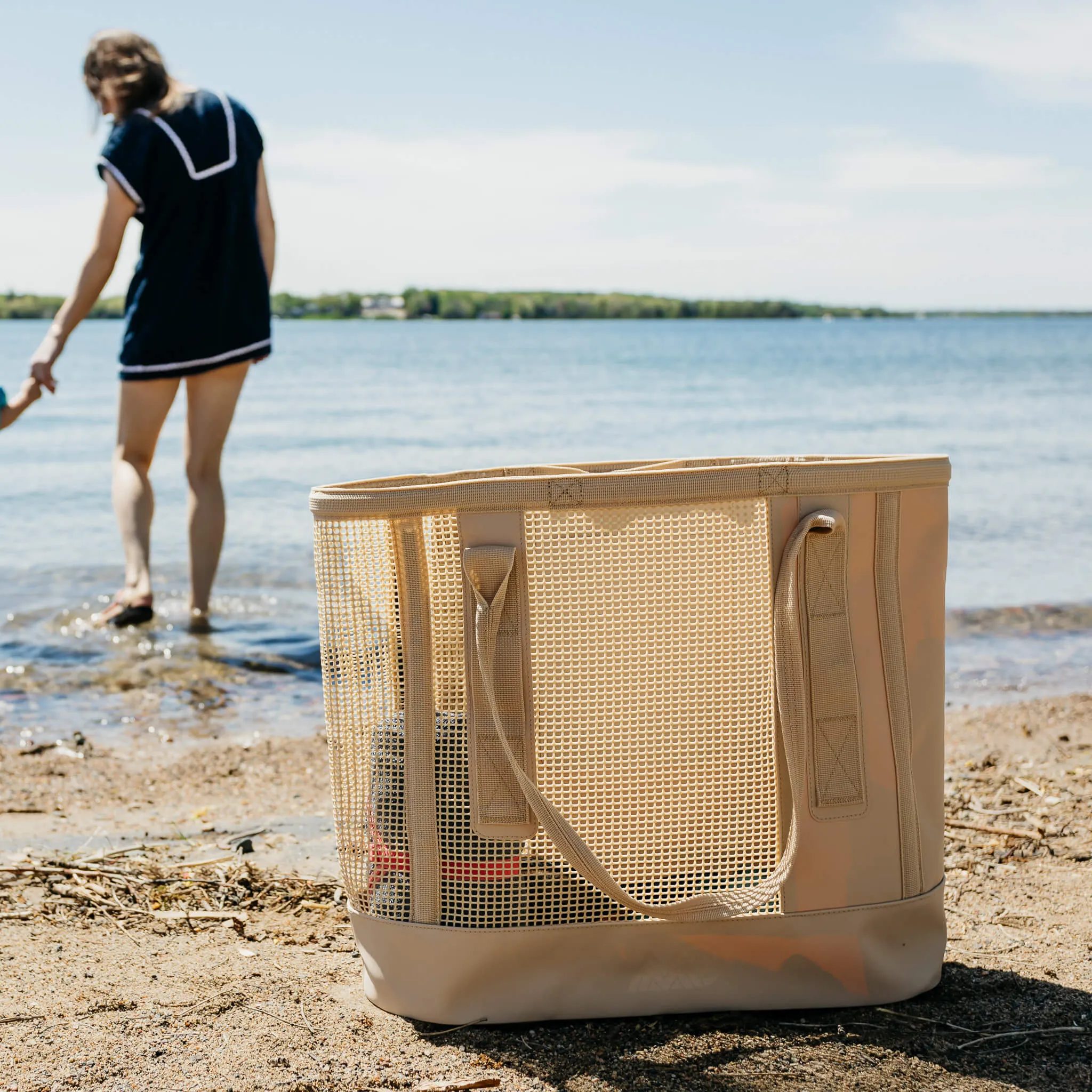 CASSI | Beach Tote Bag | Waterproof Bottom