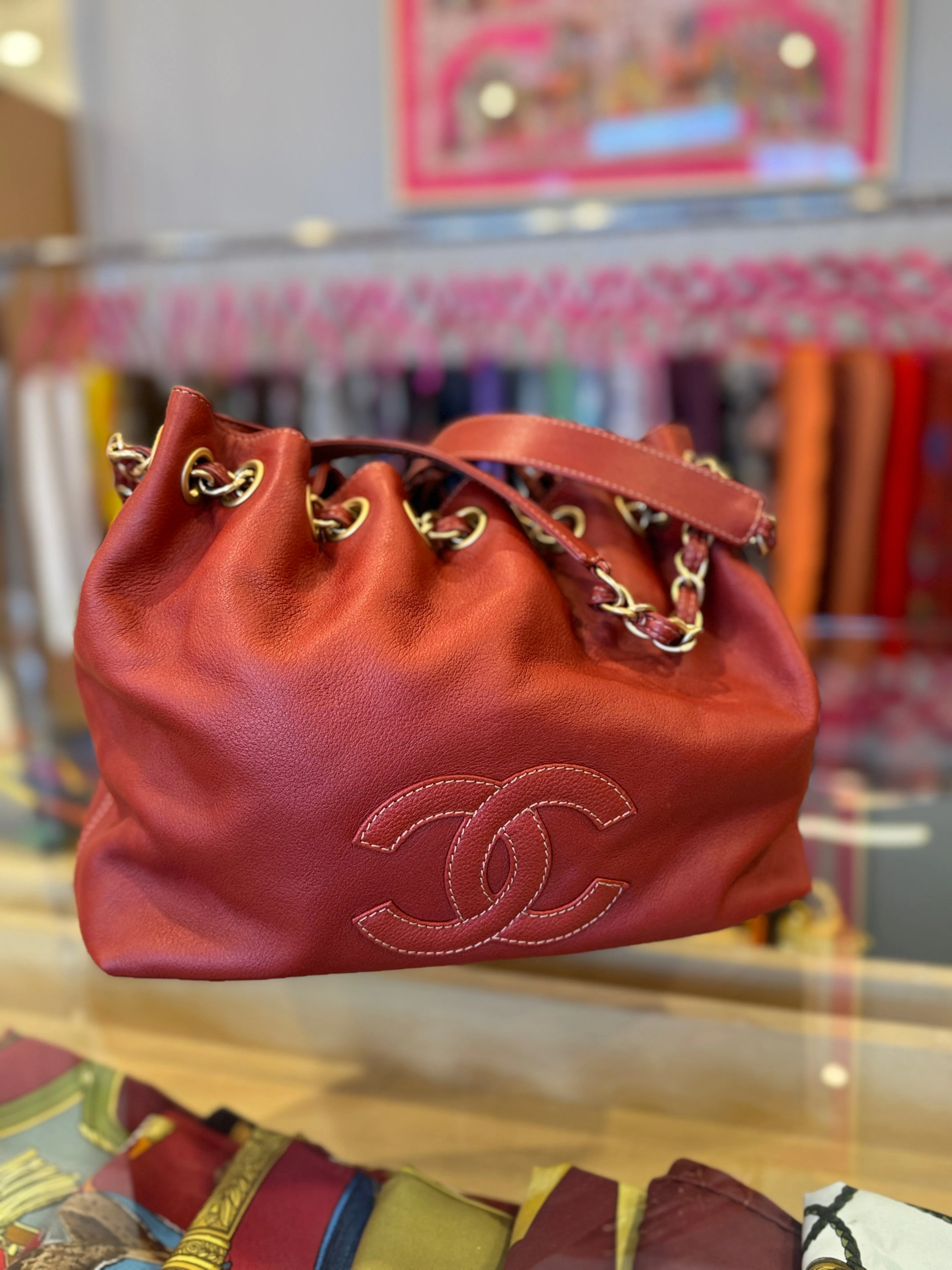 CHANEL Vintage Leather Drawstring Bucket Shoulder Bag