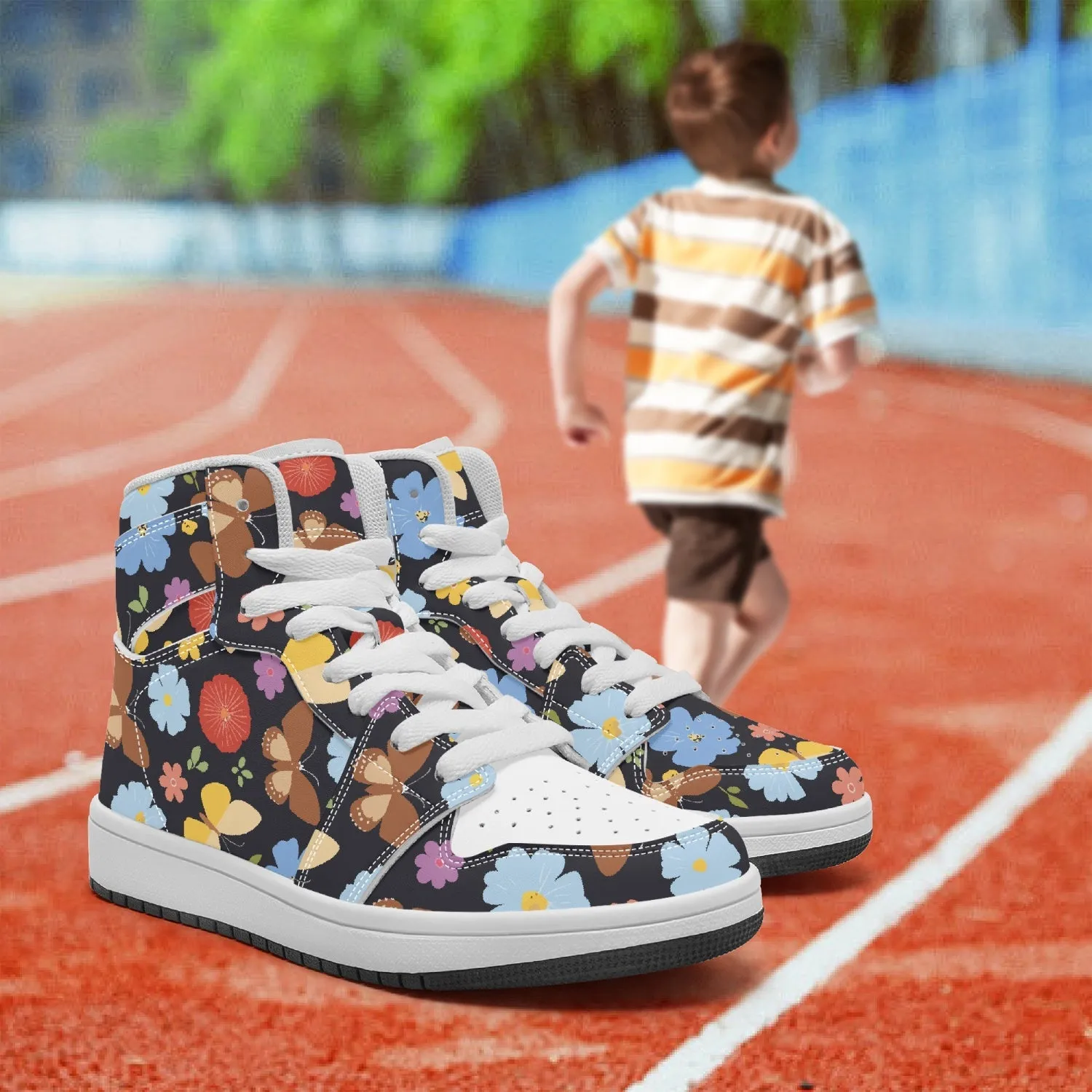 Chaussures montantes en cuir pour enfant "Fleurs et papillons" (669)