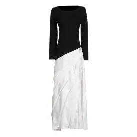 Chic Black and White Long Sleeve Jersey Hybrid Satin Pleated Maxi Dress