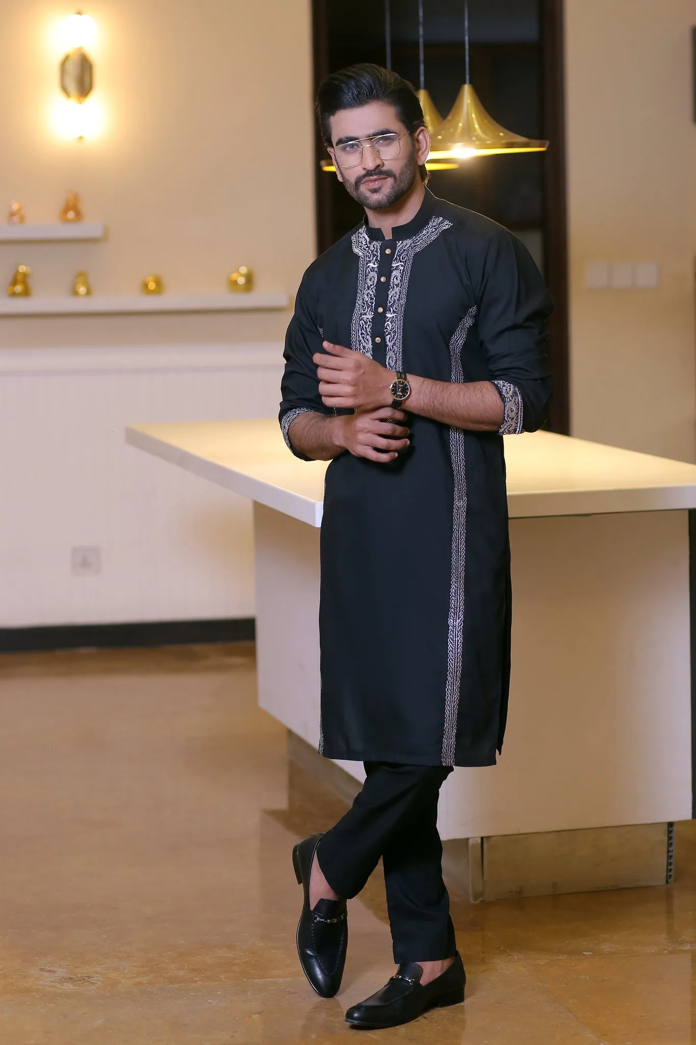 CK 711 Black Kurta Pajama Design