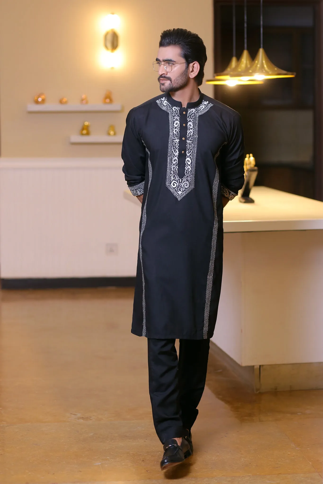 CK 711 Black Kurta Pajama Design