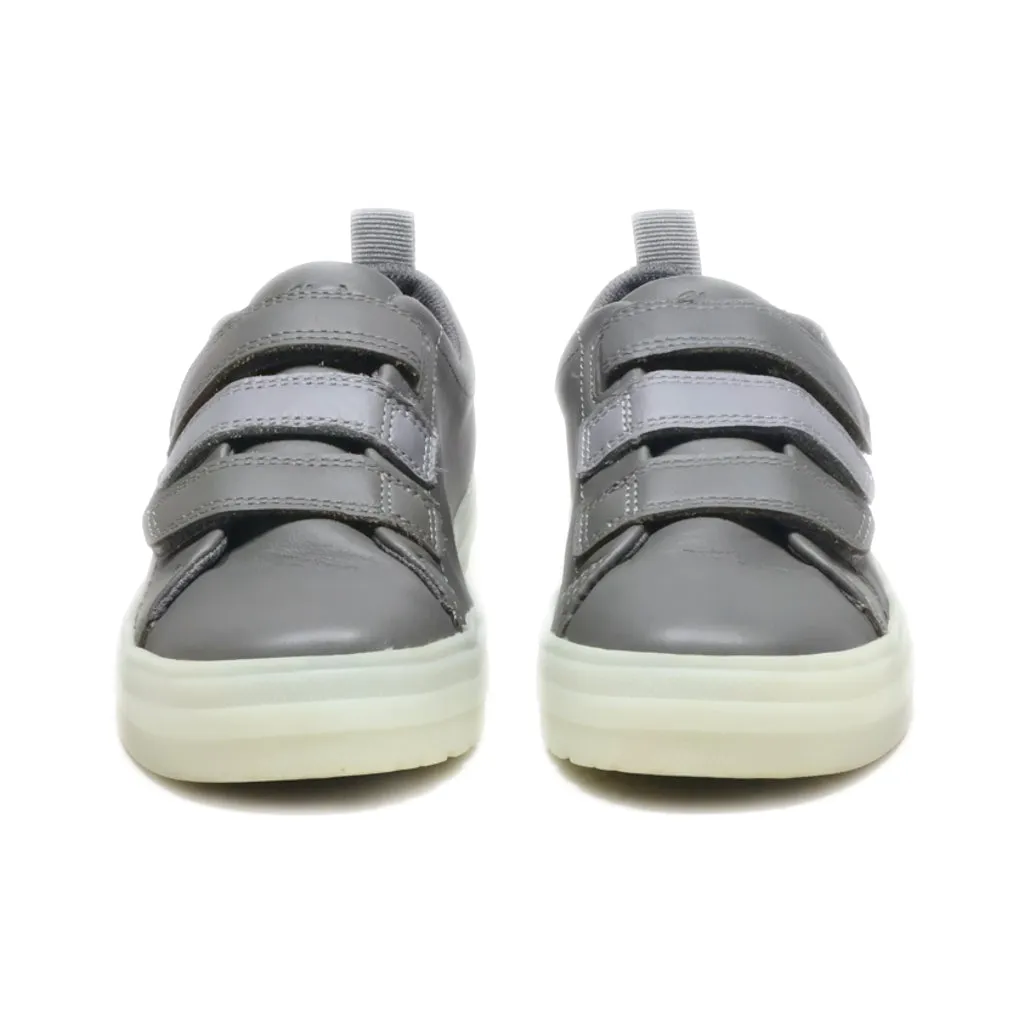 Clarks Flare Bug K Sneakers Leather Grey Colour For Kids