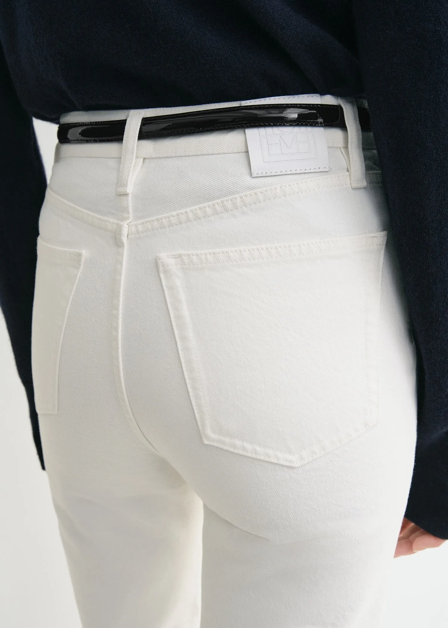 Classic cut denim off-white