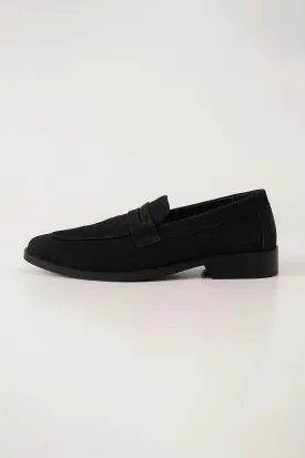 CLASSIC LEATHER LOAFERS