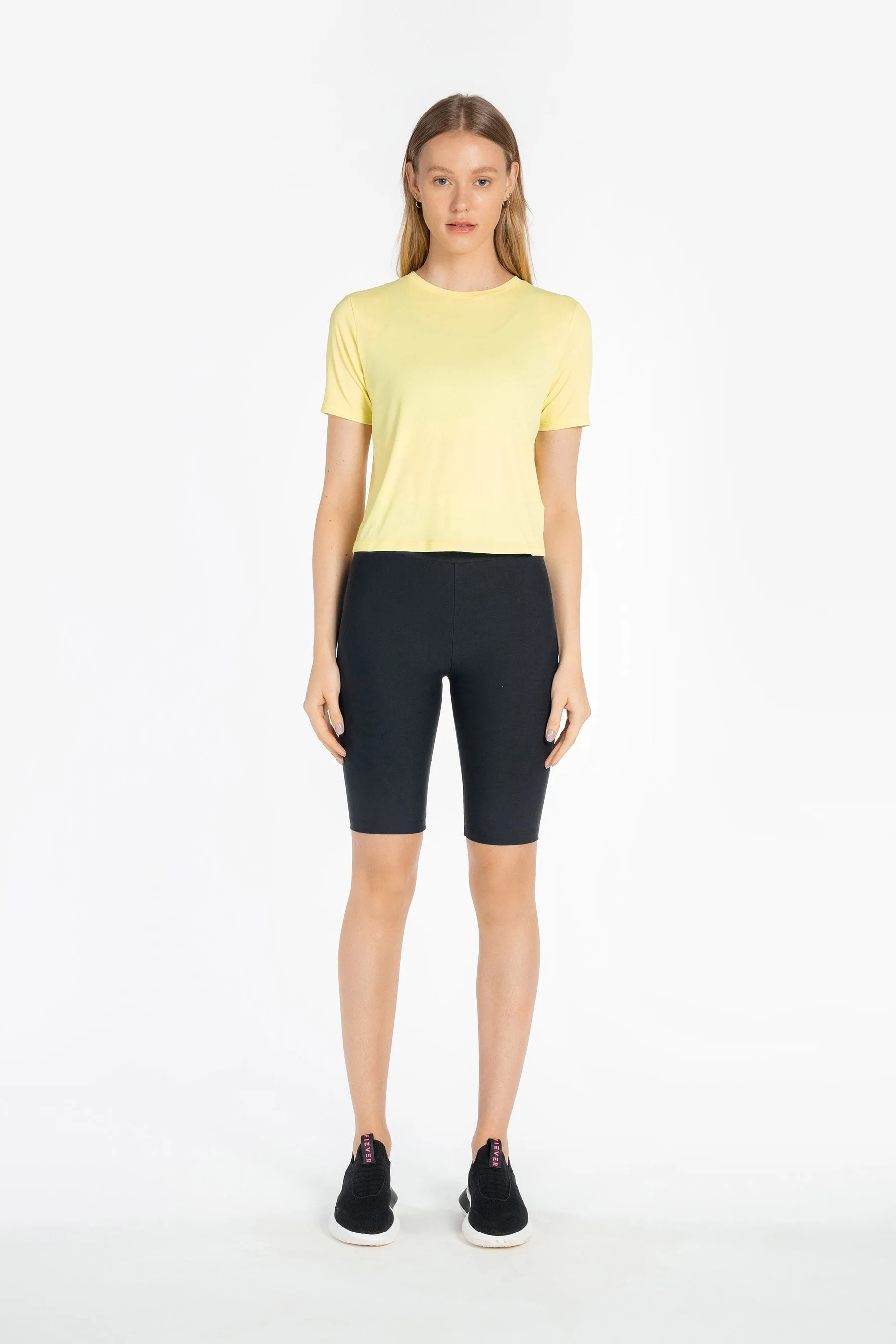 Comfy Slim Cropped T-Shirt