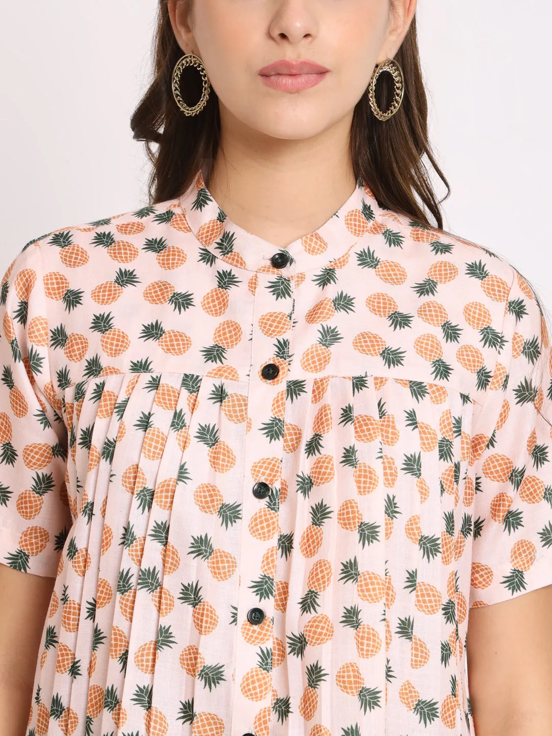 Conversational Printed Mandarin Collar Pleated Shirt Style Top