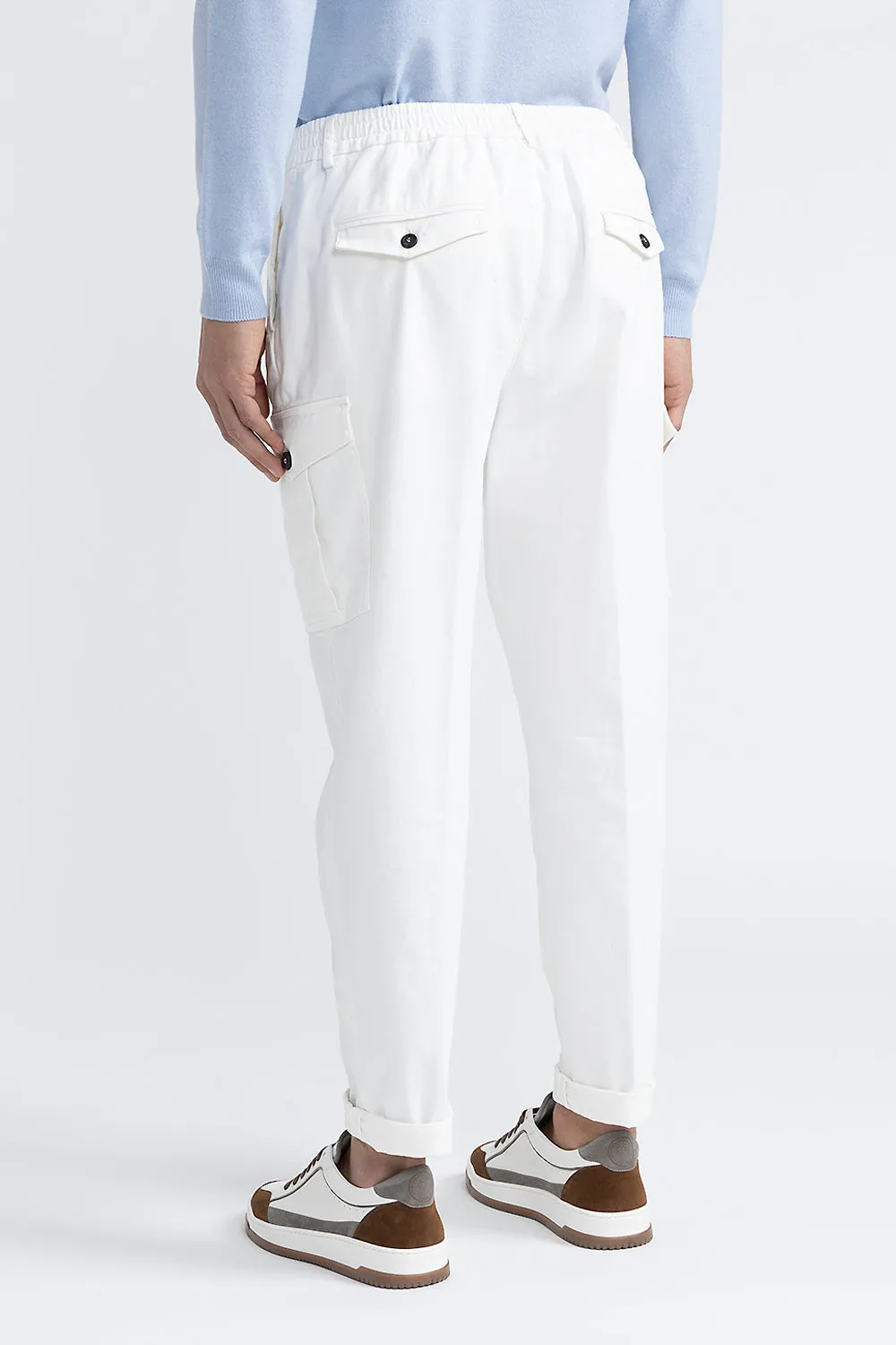 Cotton chinos with pockets