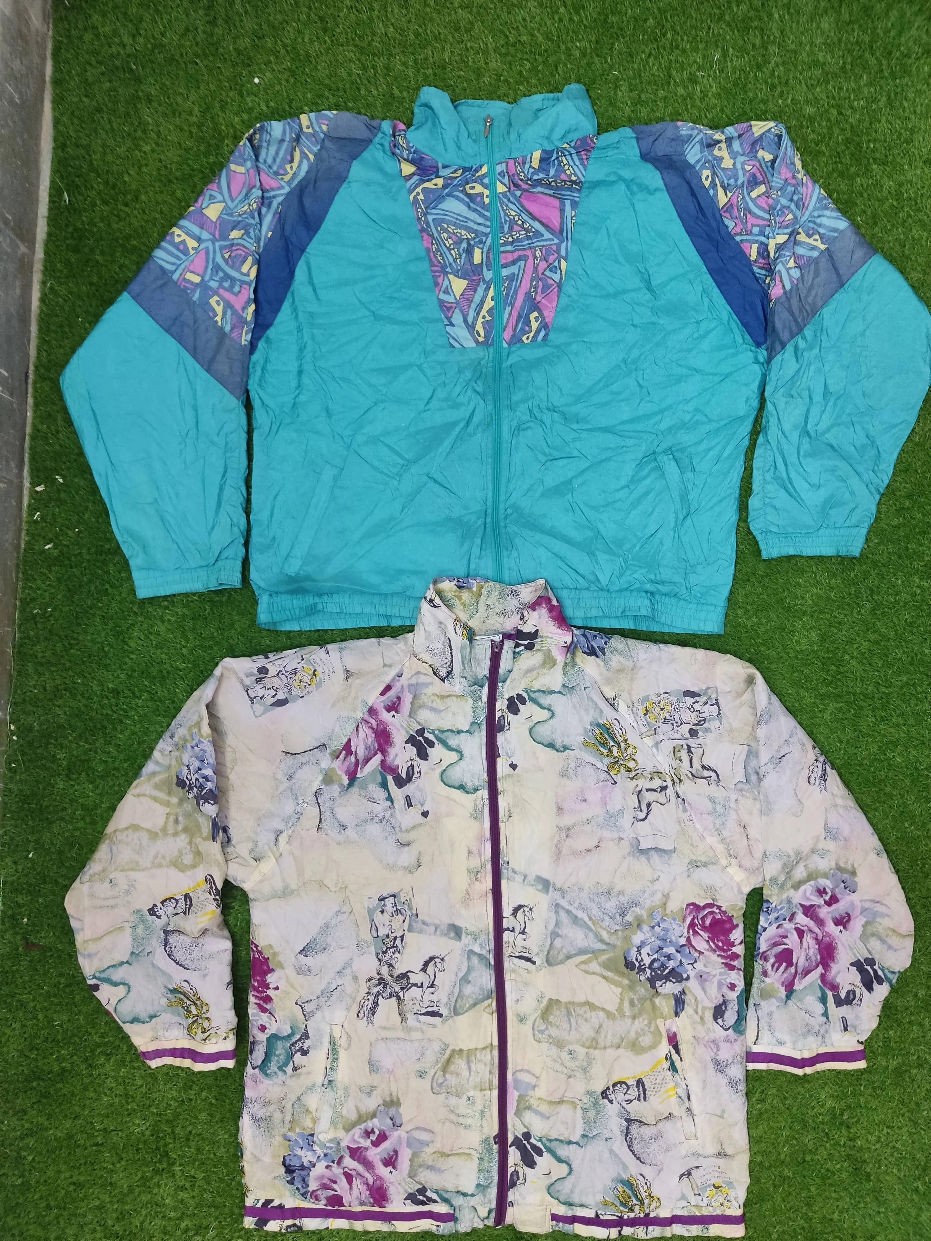 Crazy Windbreaker 24 pcs