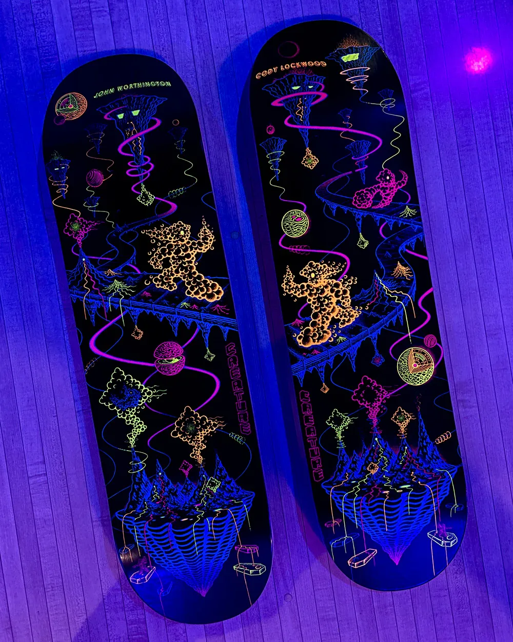 CREATURE "Lockwood Xploration VX" Blacklight Skateboard Deck (8.25")