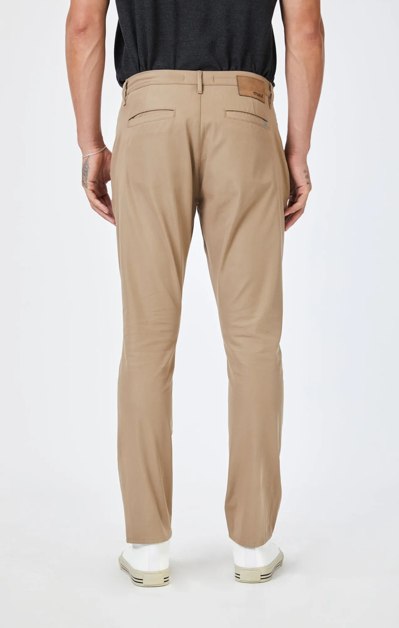 DAWSON STRAIGHT LEG CHINO IN CAMEL TRUE MOVE