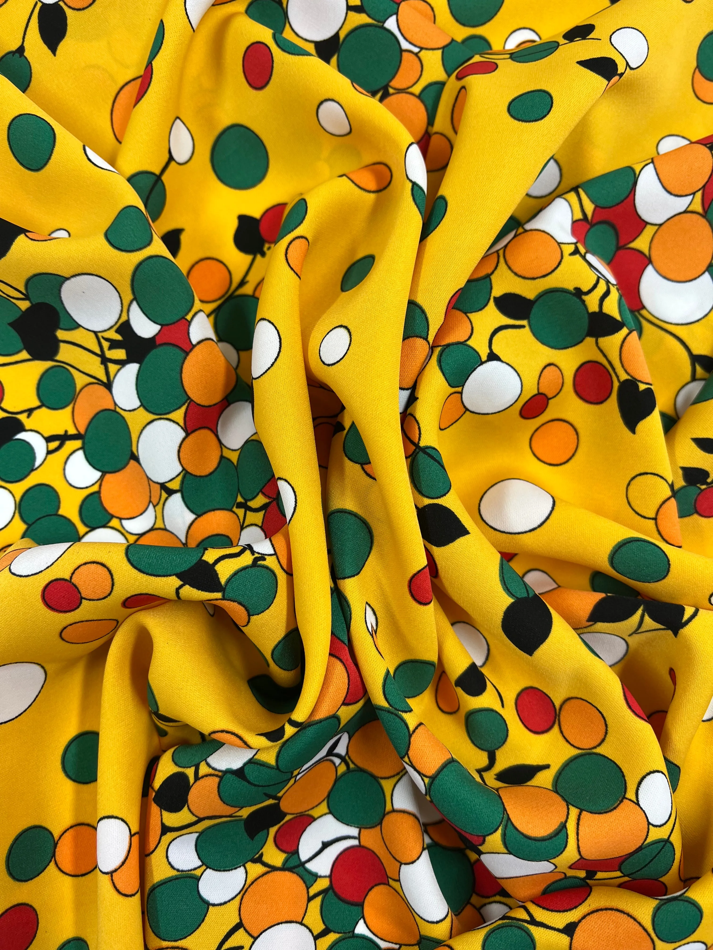 Deluxe Print - Yellow Dots & Vines - 150cm