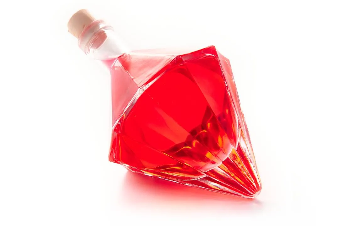 Diamond with FRUITY LIQUEURS