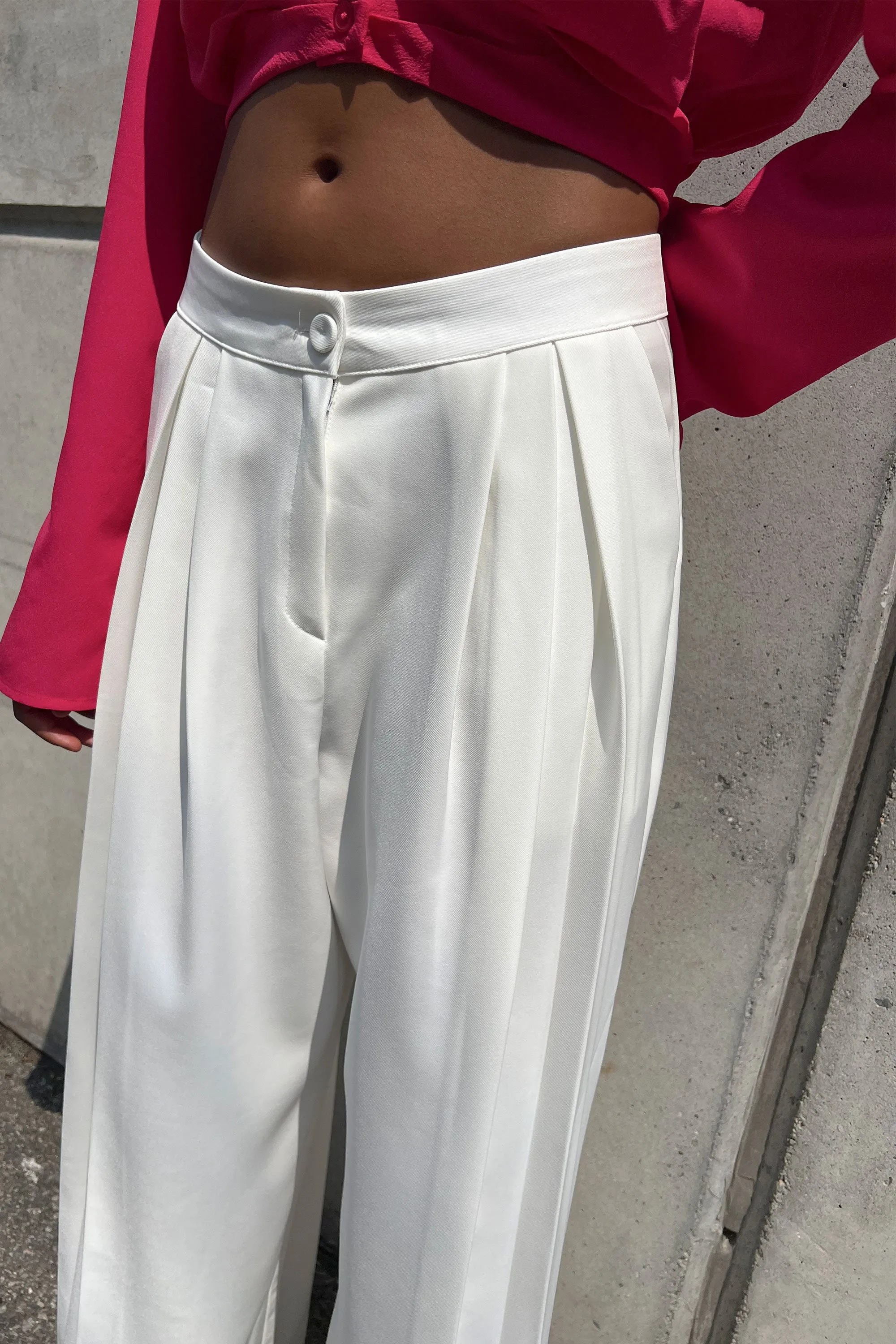 DOUBLE PLEATED WIDE LEG PANT