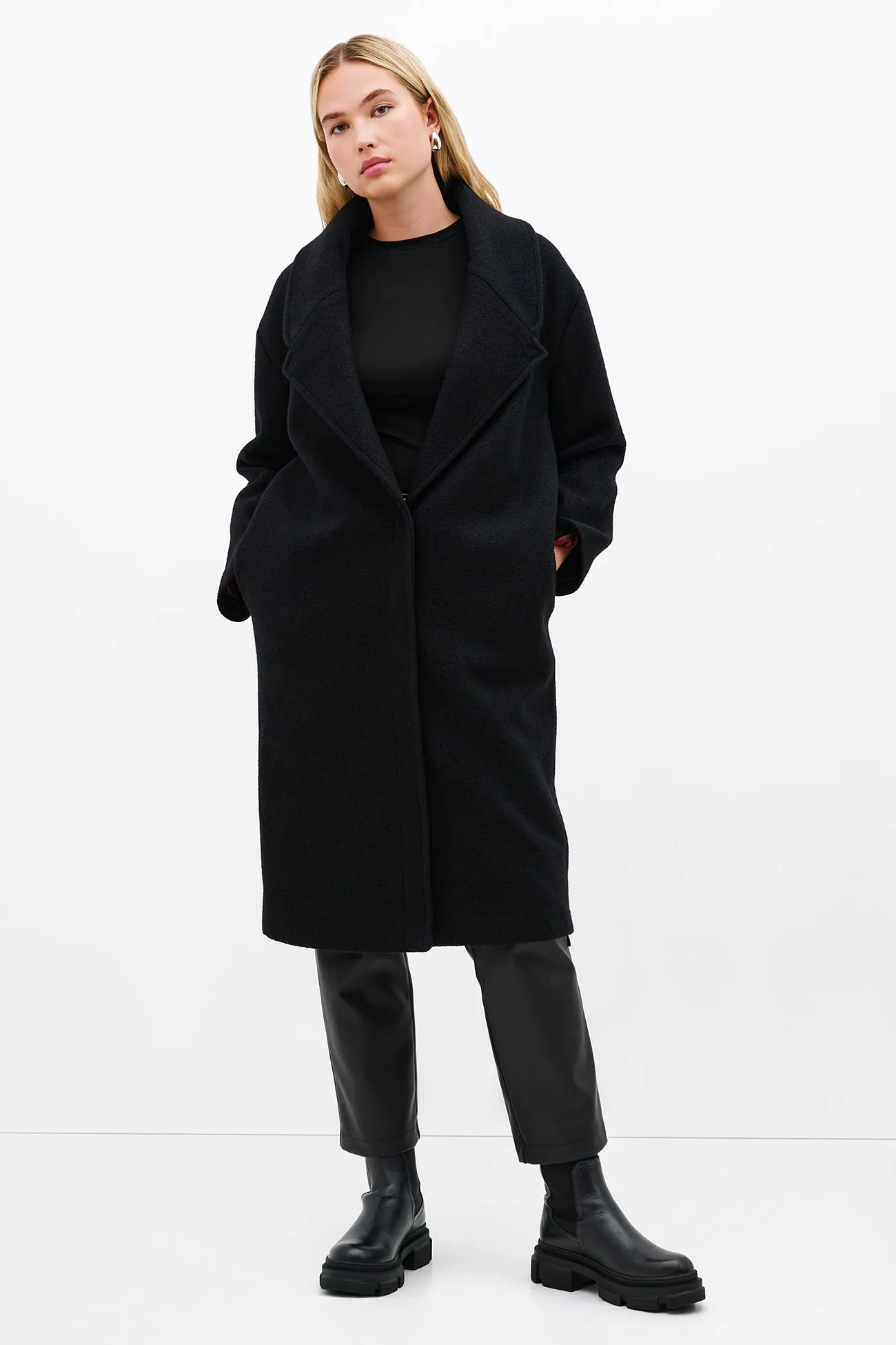 Elizabeth Coat