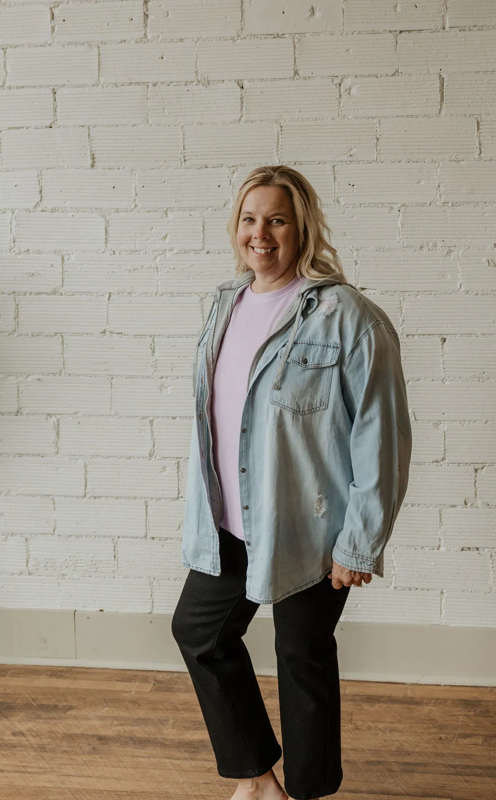 ELSIE CURVY/REG LIGHT WASHED DENIM JACKET