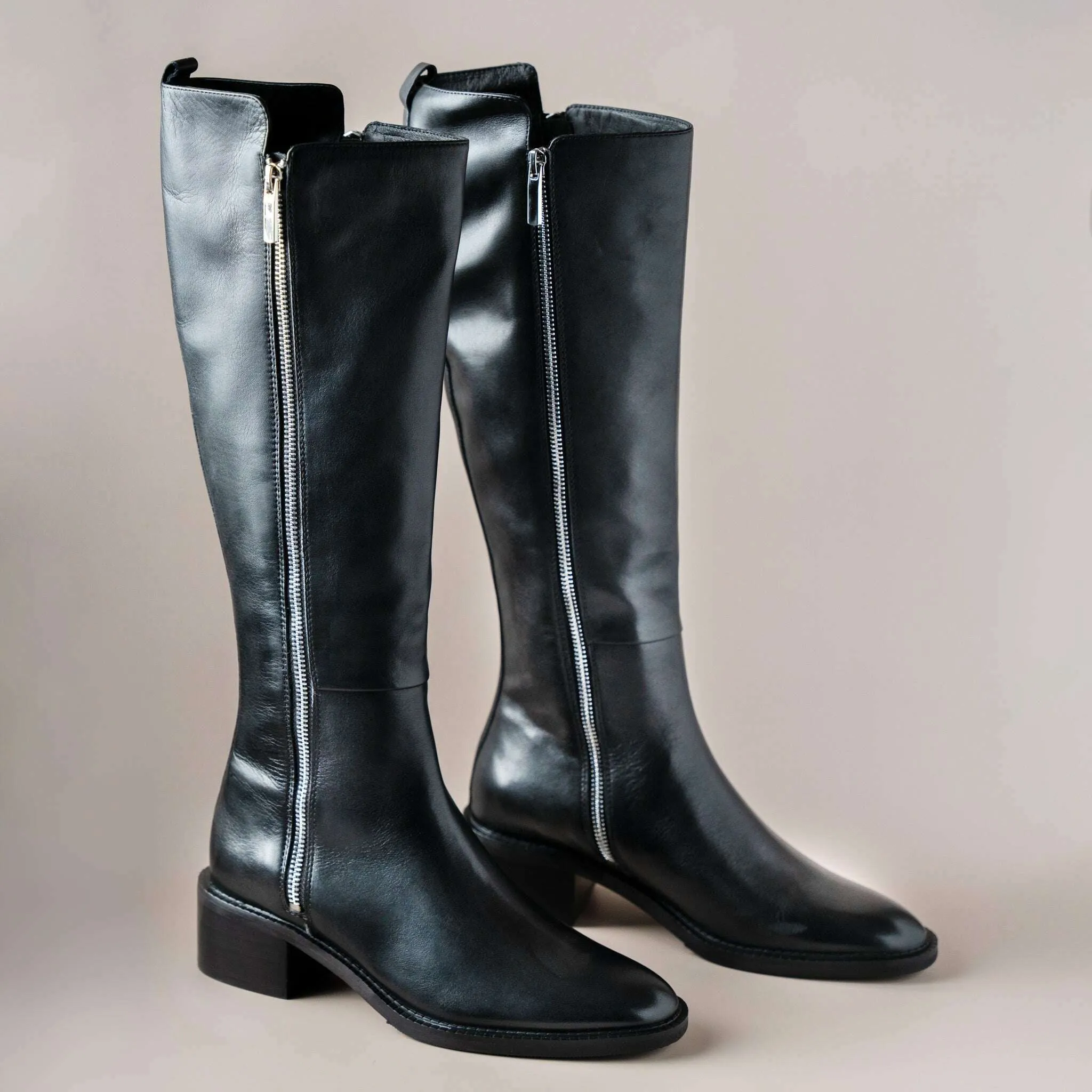 EOS - Kenzi Knee High Boot - Black Leather