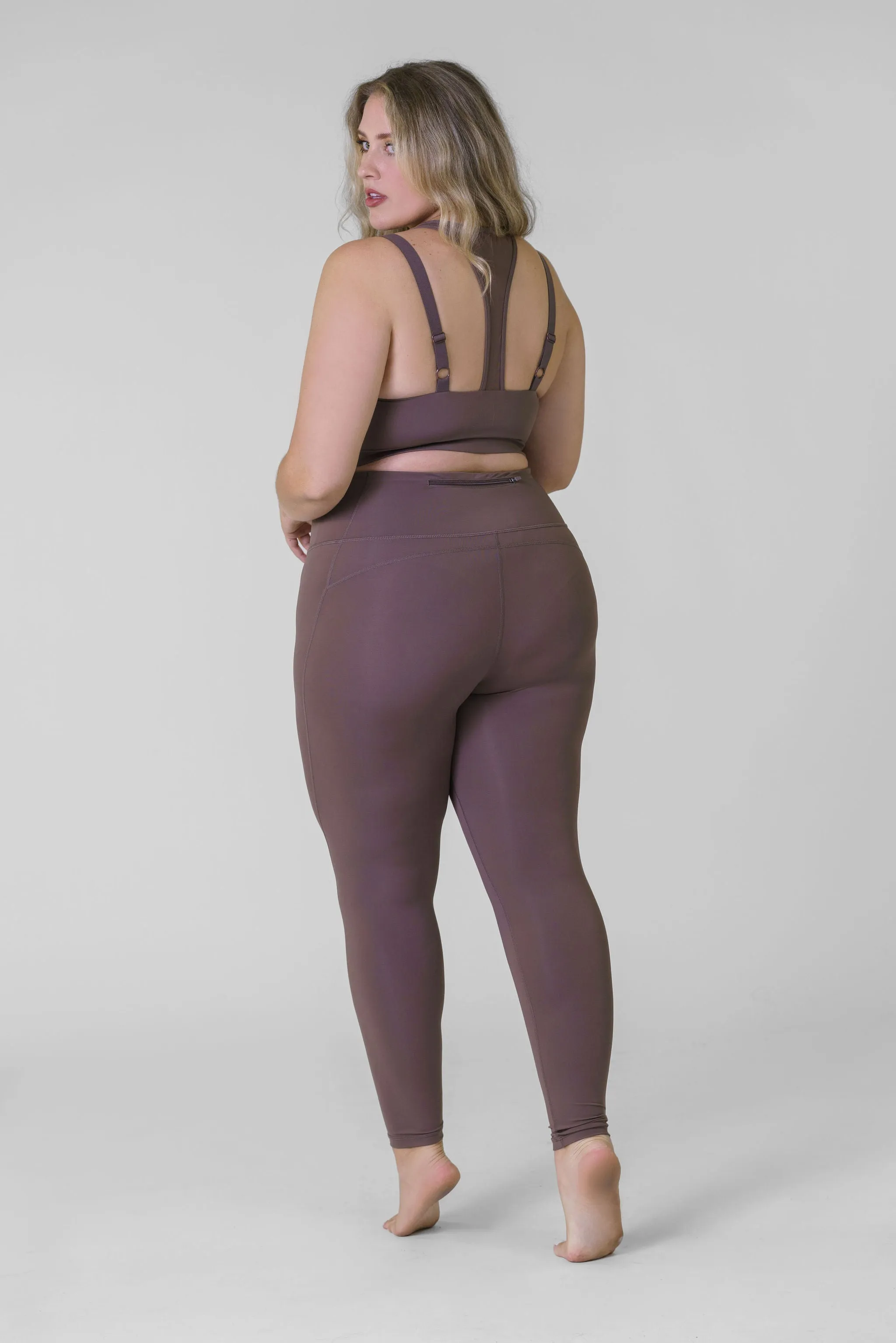 ESSENTIAL LYCRA-BLEND HIGHWAIST LEGGINGS